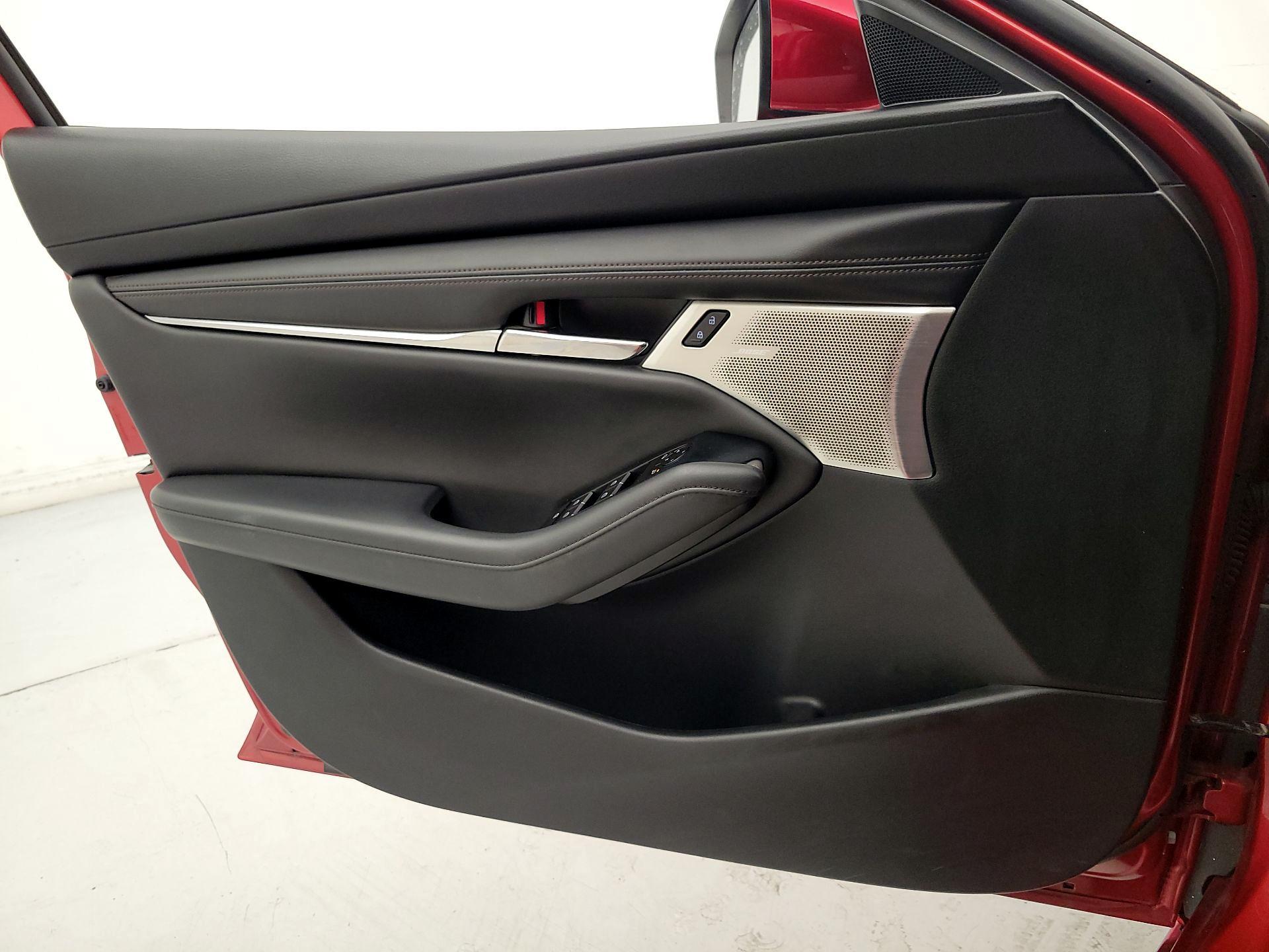Thumbnail: 2020 Mazda Mazda3 - 12
