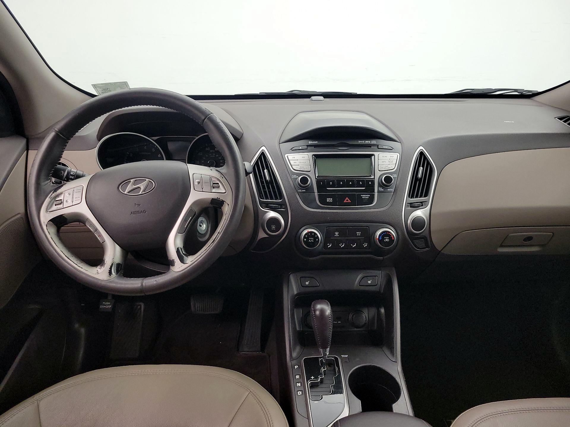 Thumbnail: 2013 Hyundai Tucson - 9