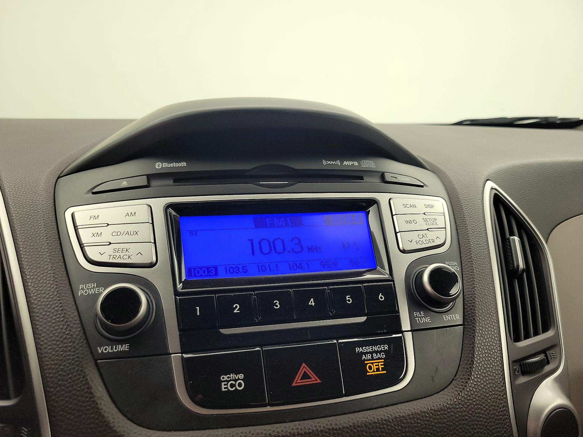 Thumbnail: 2013 Hyundai Tucson - 14
