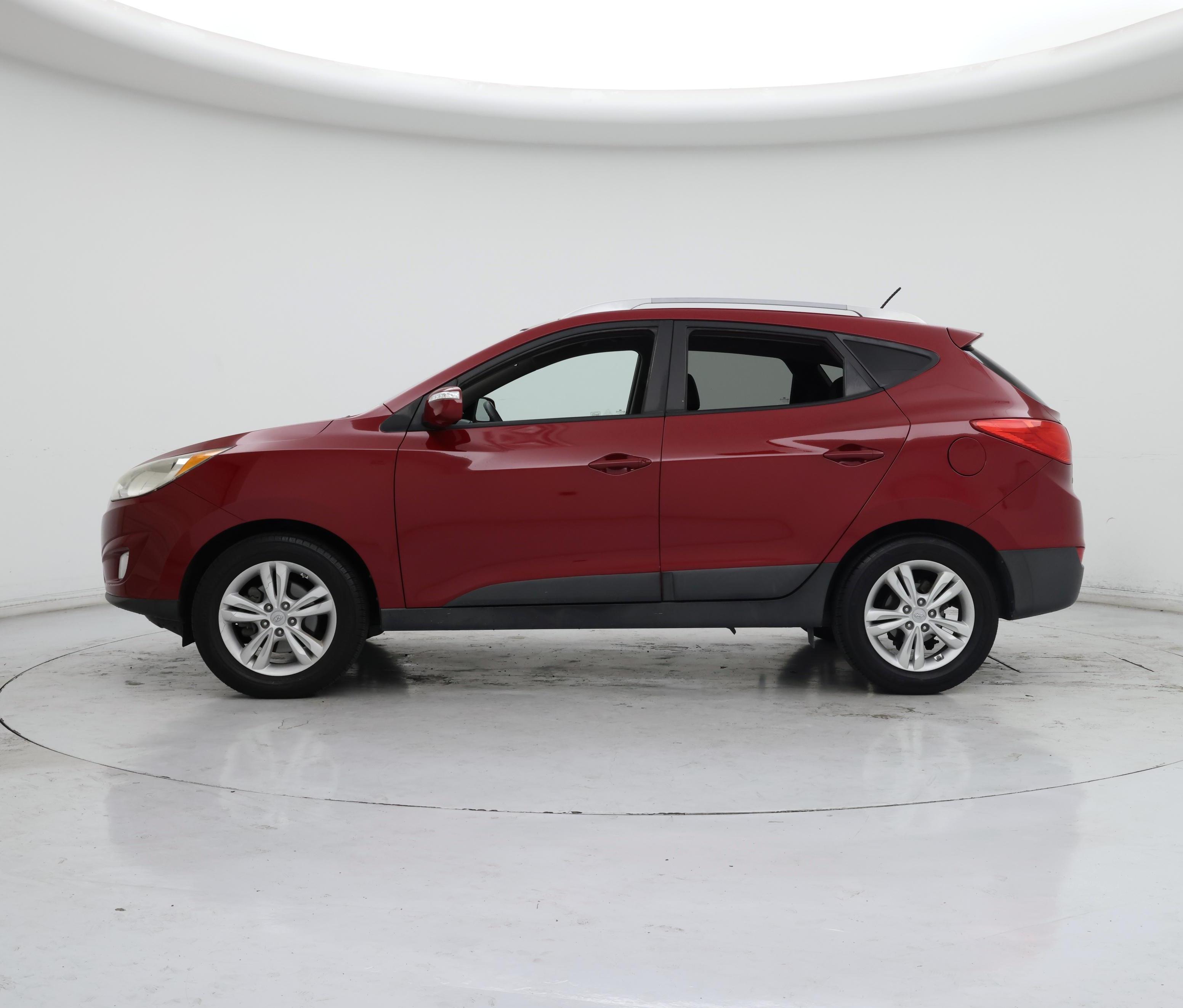 Thumbnail: 2013 Hyundai Tucson - 3