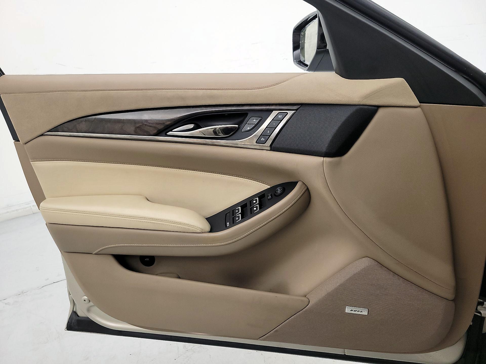 Thumbnail: 2014 Cadillac CTS - 12