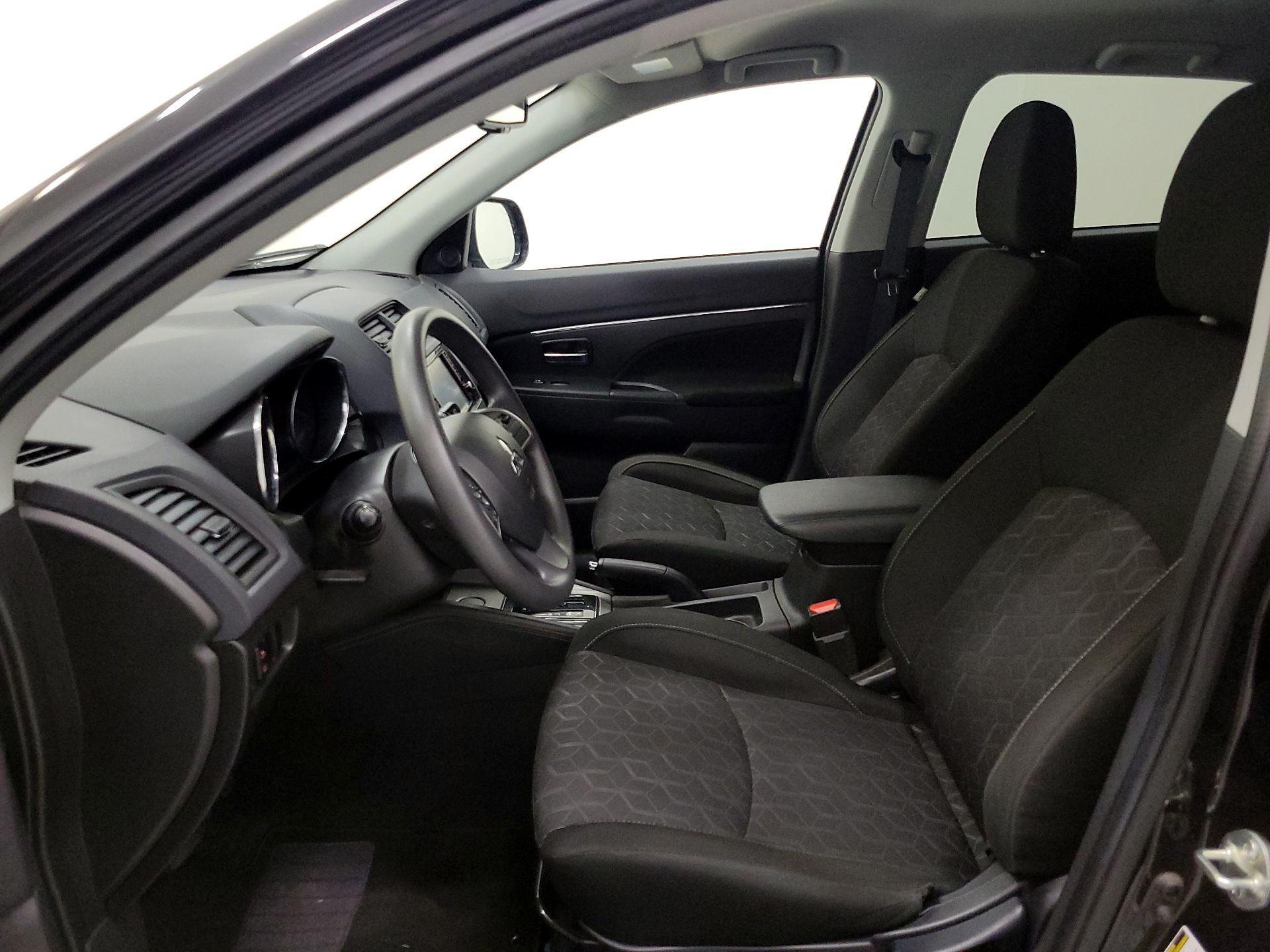 Thumbnail: 2022 Mitsubishi Outlander Sport - 11