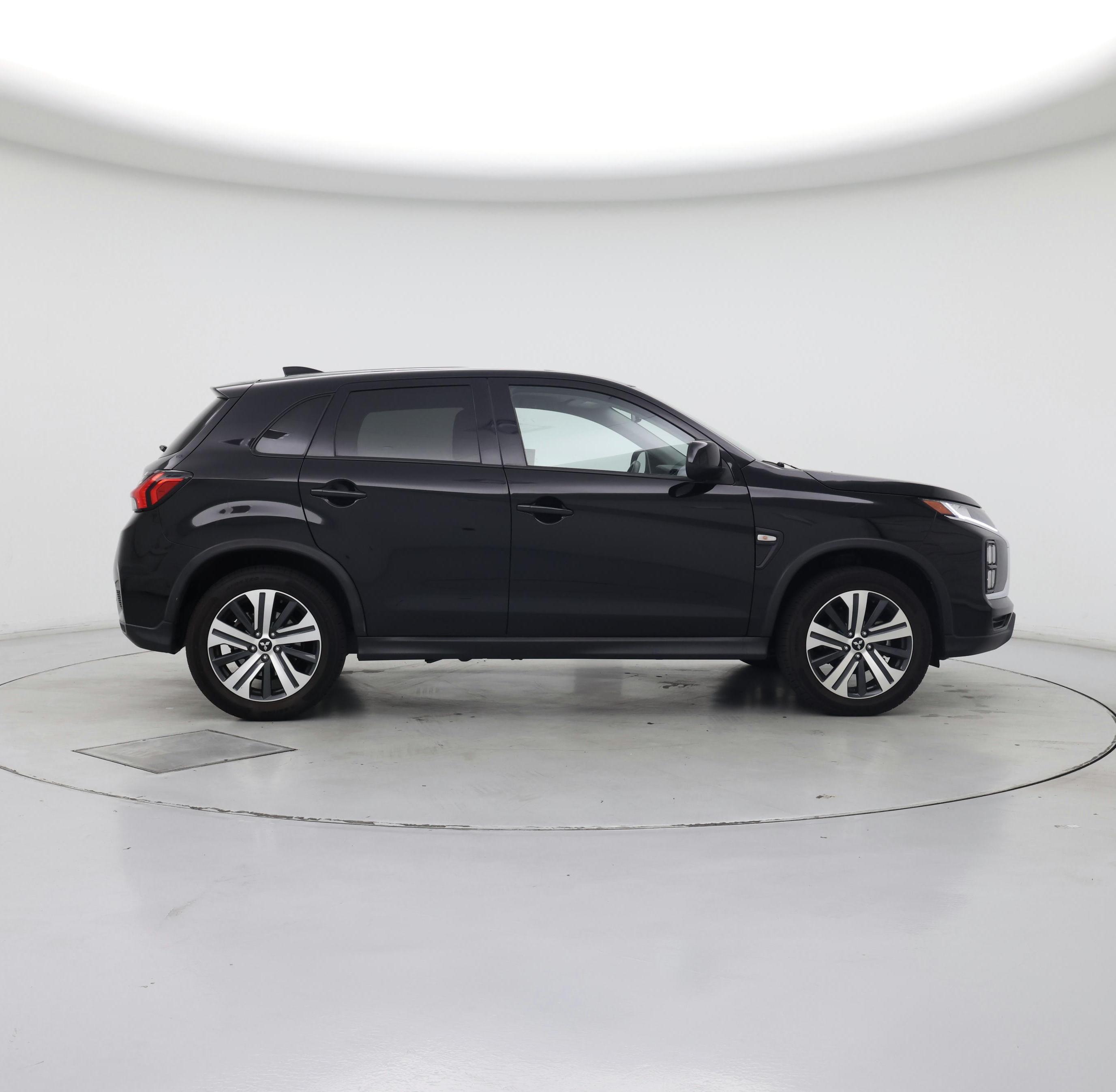 Thumbnail: 2022 Mitsubishi Outlander Sport - 7