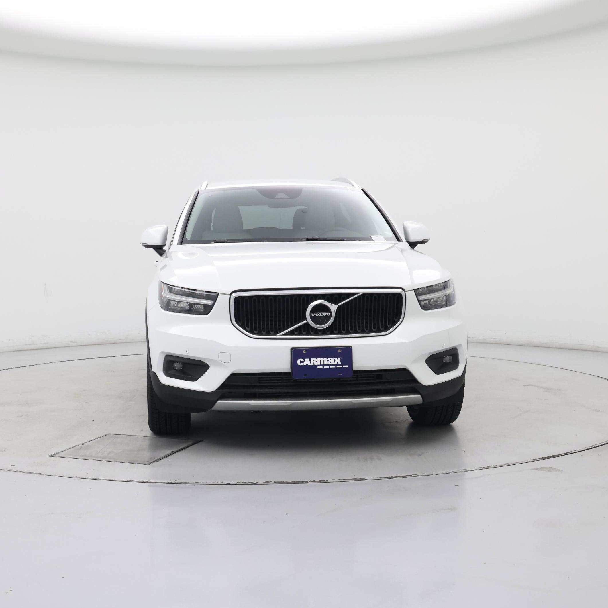 Thumbnail: 2022 Volvo XC40 - 5
