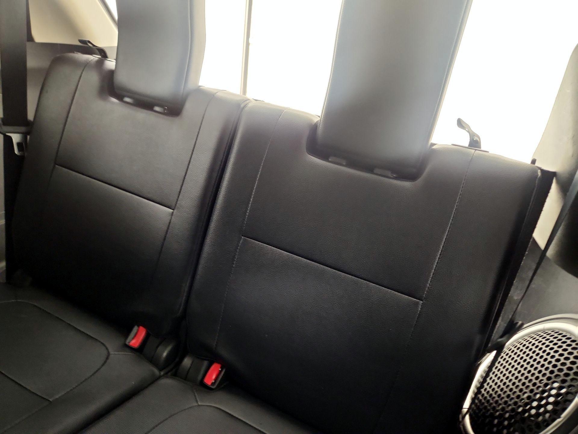 Thumbnail: 2016 Mitsubishi Outlander - 20