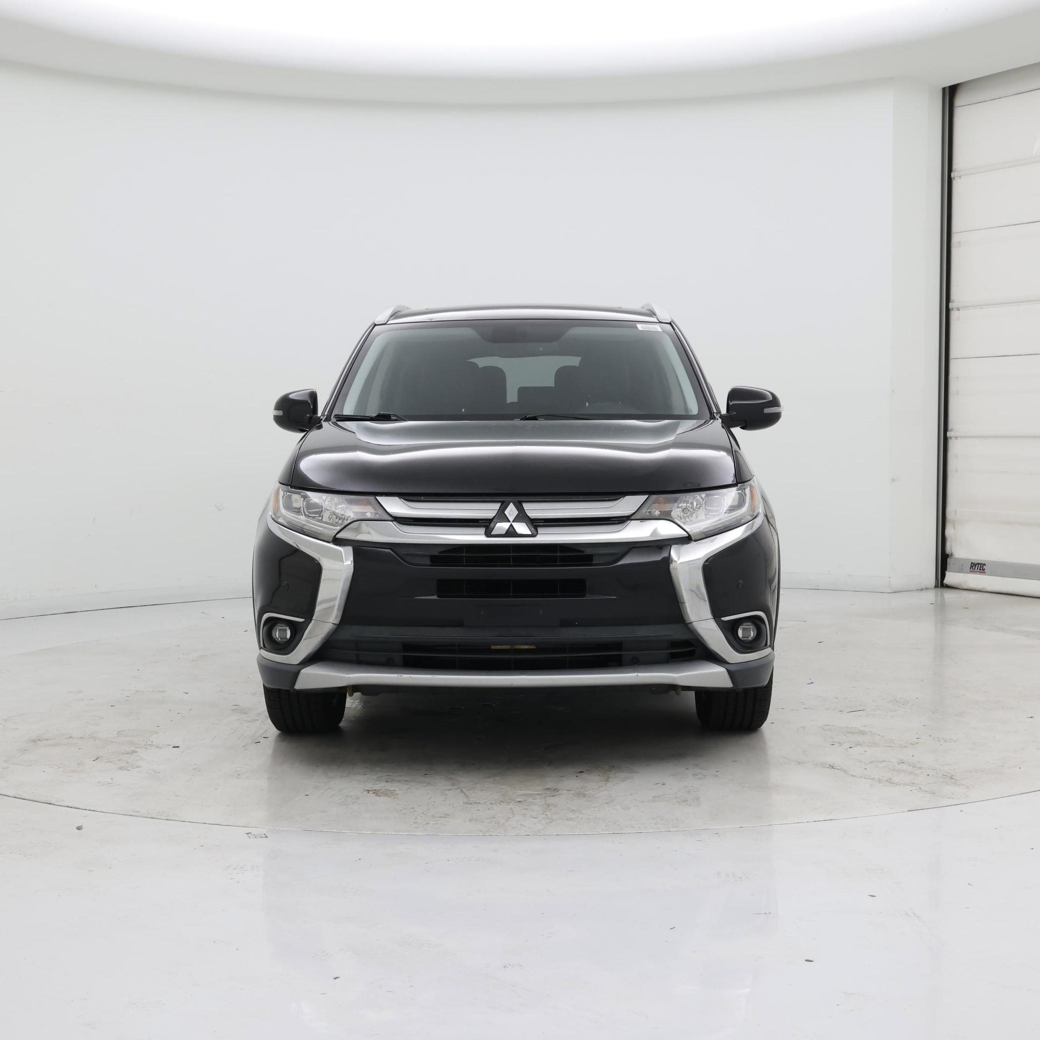 Thumbnail: 2016 Mitsubishi Outlander - 5