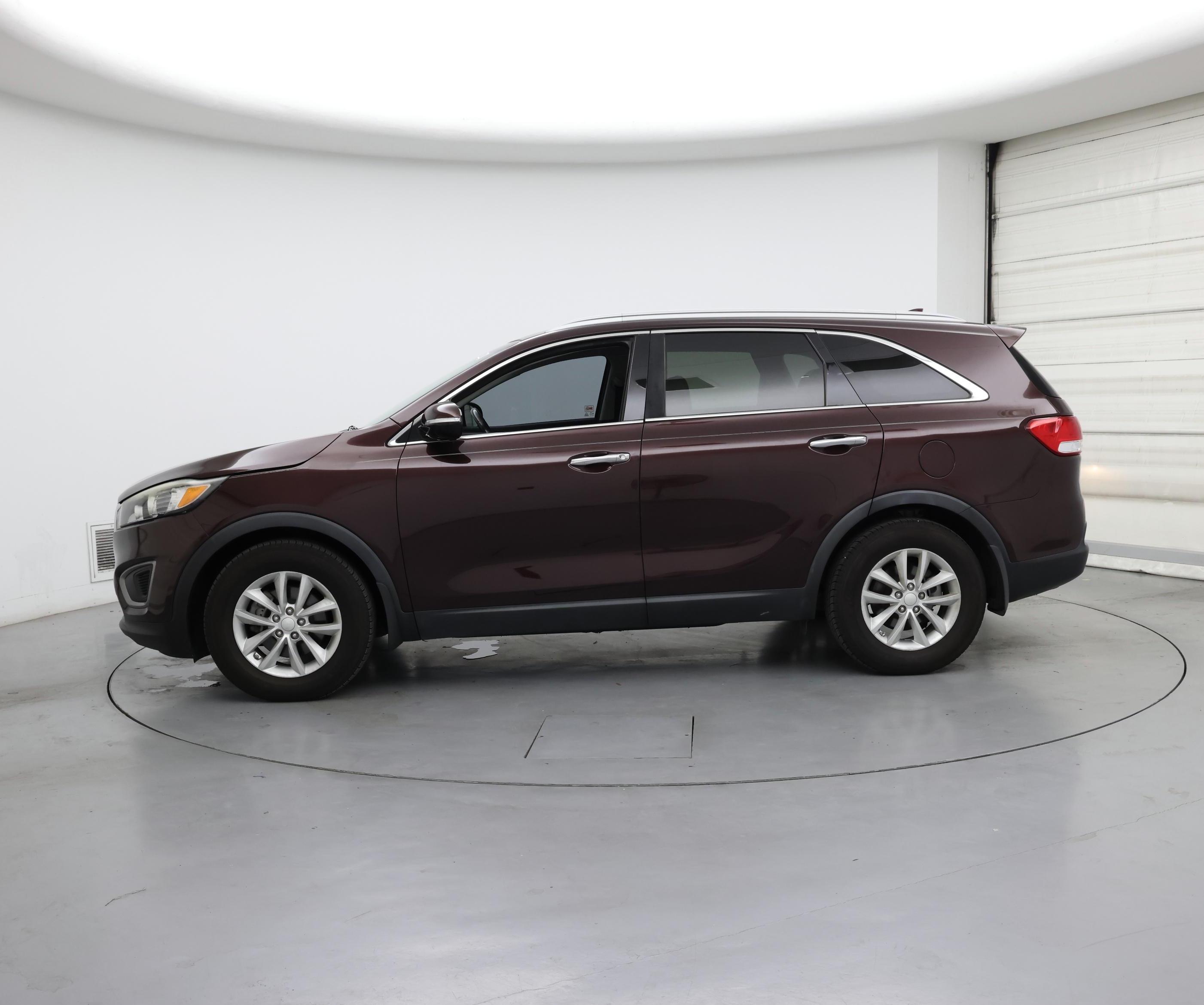 Thumbnail: 2016 Kia Sorento - 3