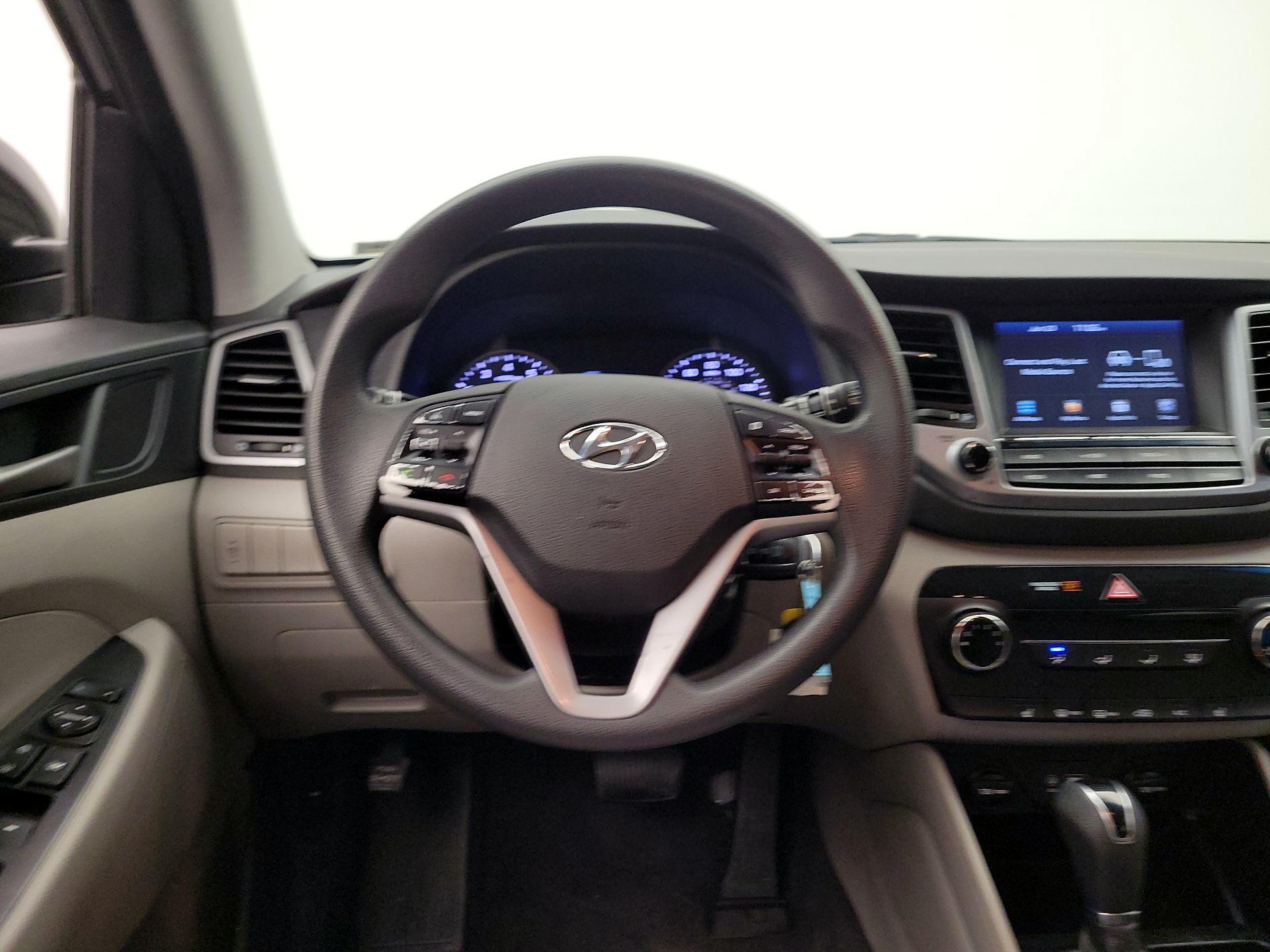 Thumbnail: 2018 Hyundai Tucson - 10