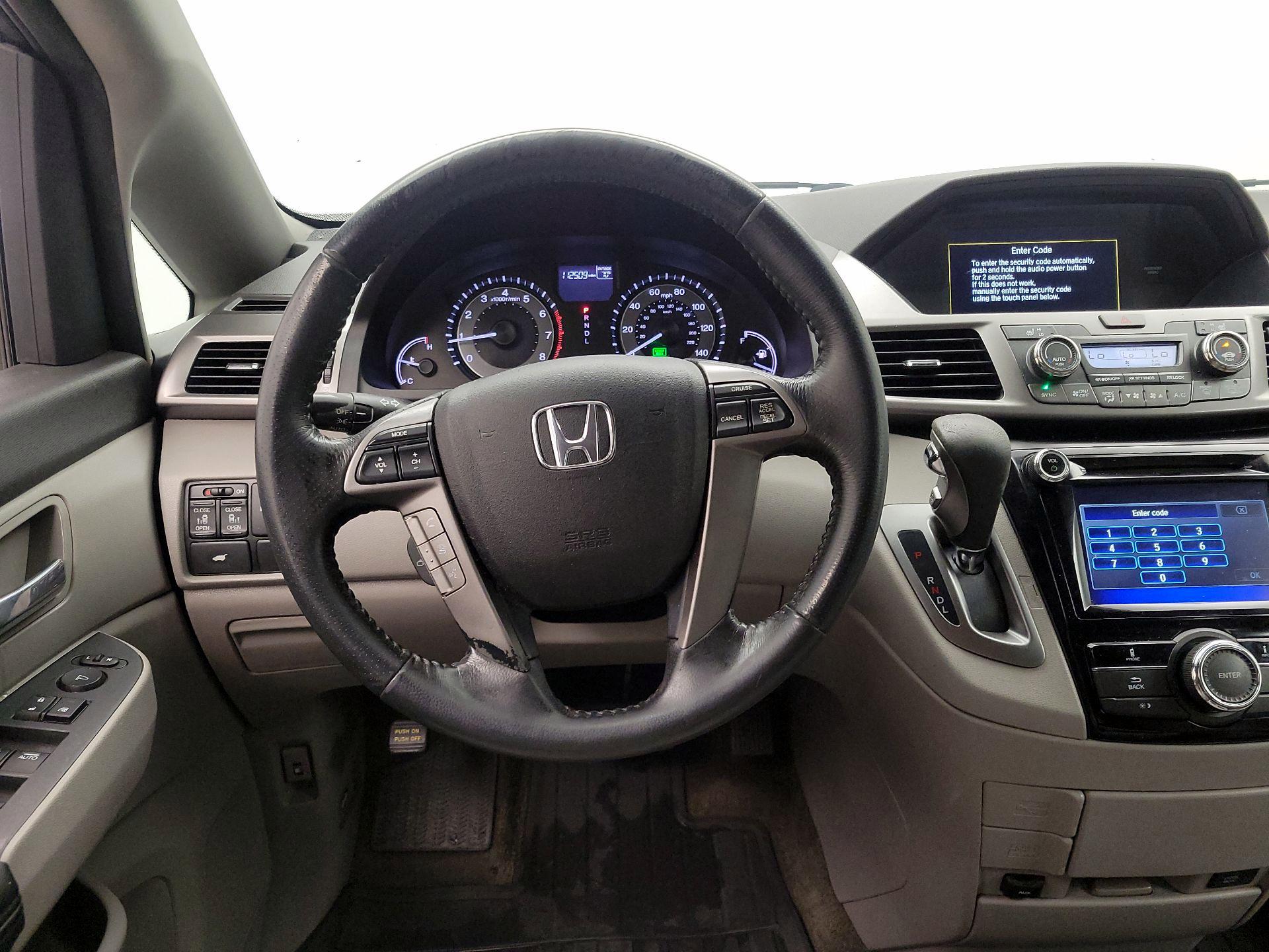 Thumbnail: 2016 Honda Odyssey - 10