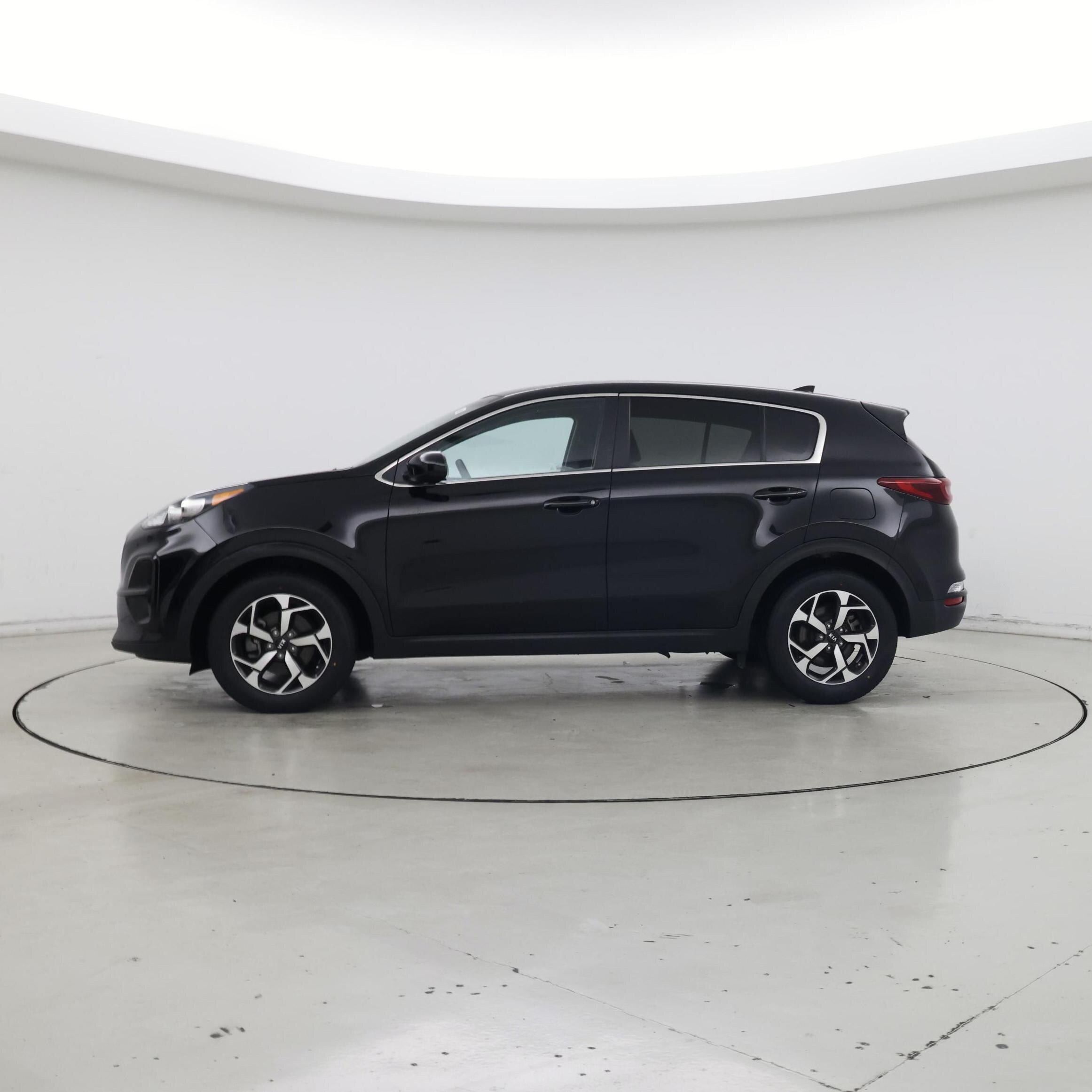 Thumbnail: 2022 Kia Sportage - 3