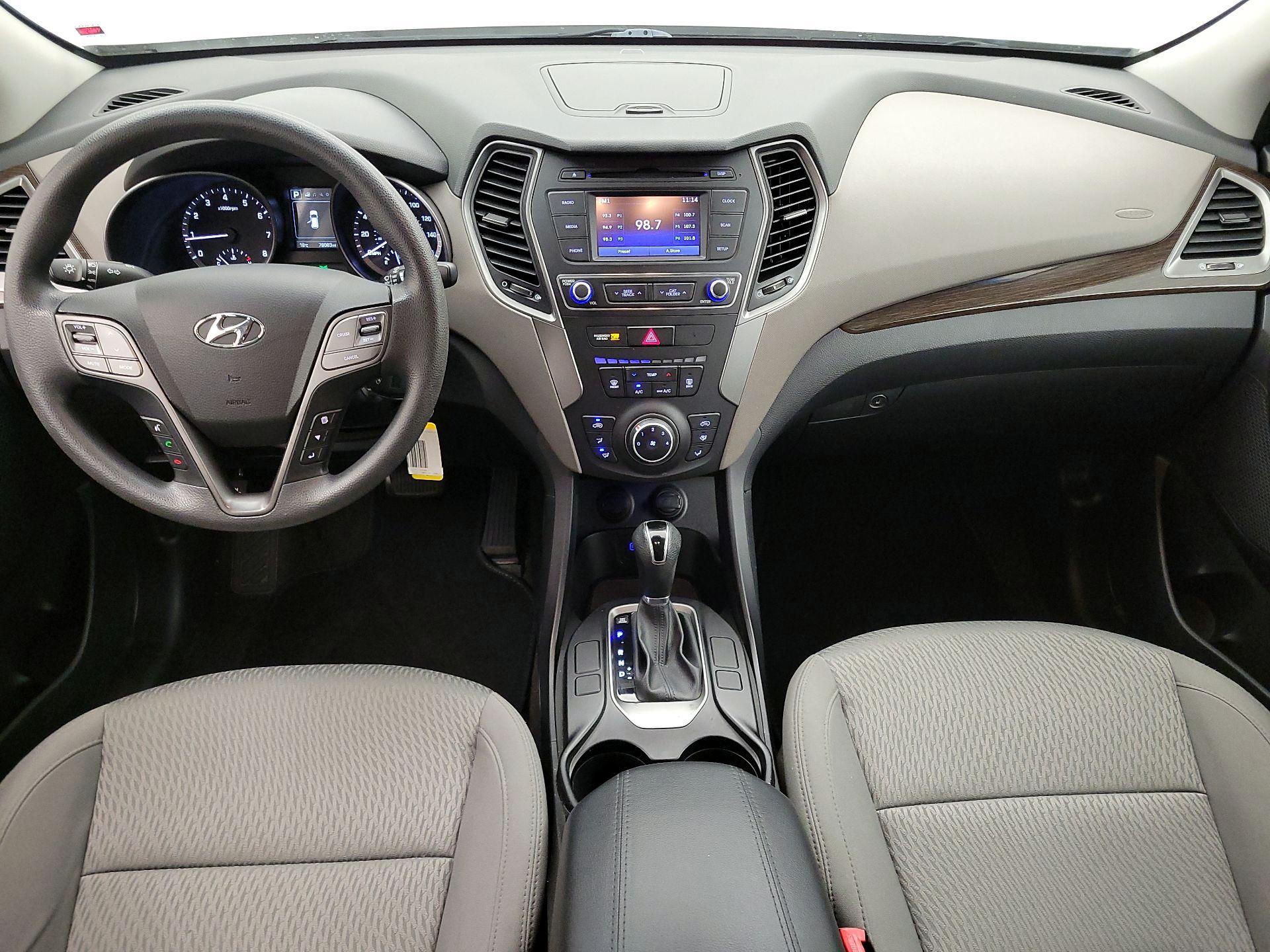 Thumbnail: 2017 Hyundai Santa Fe - 9