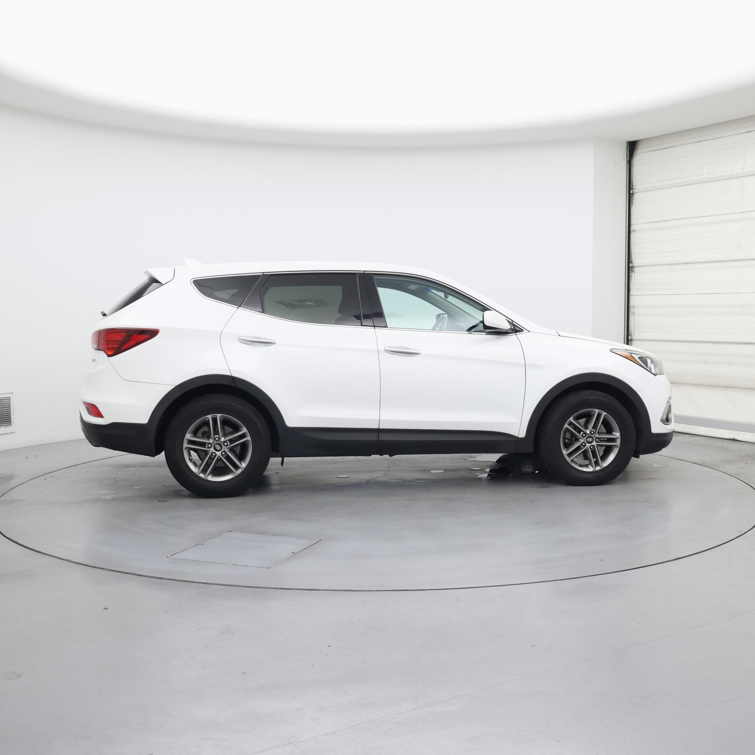 Thumbnail: 2017 Hyundai Santa Fe - 7
