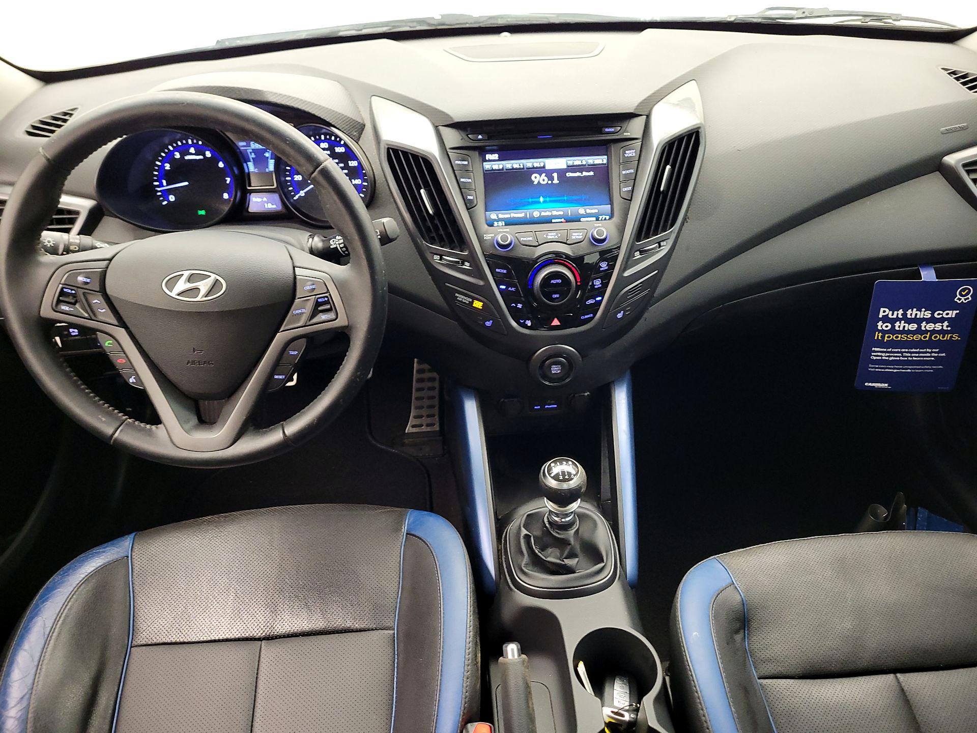 Thumbnail: 2014 Hyundai Veloster - 9