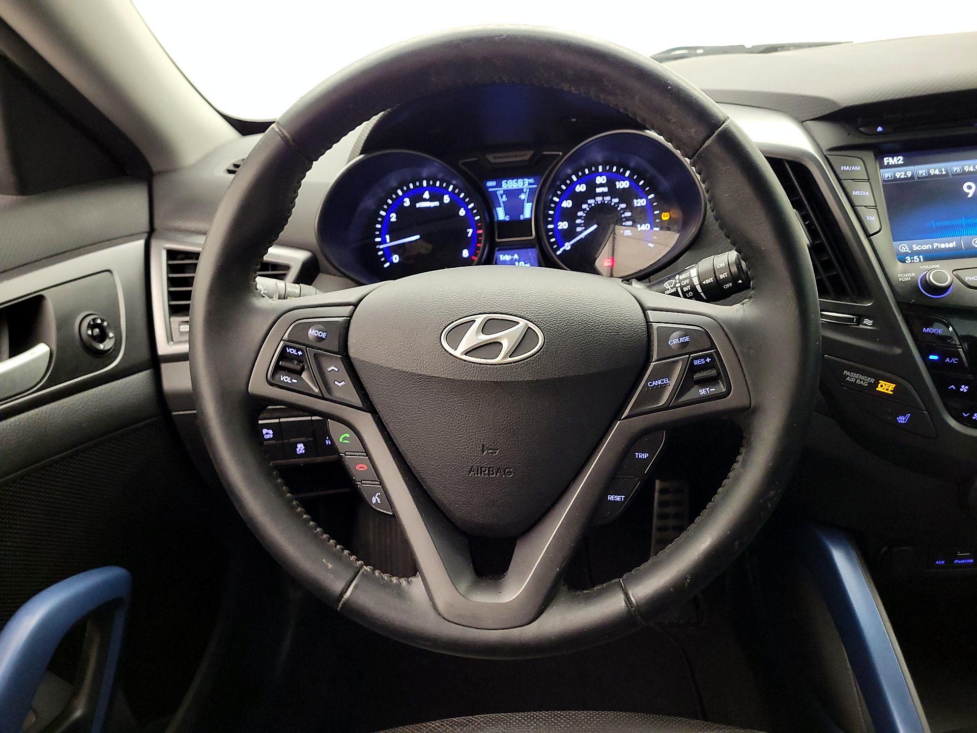 Thumbnail: 2014 Hyundai Veloster - 10