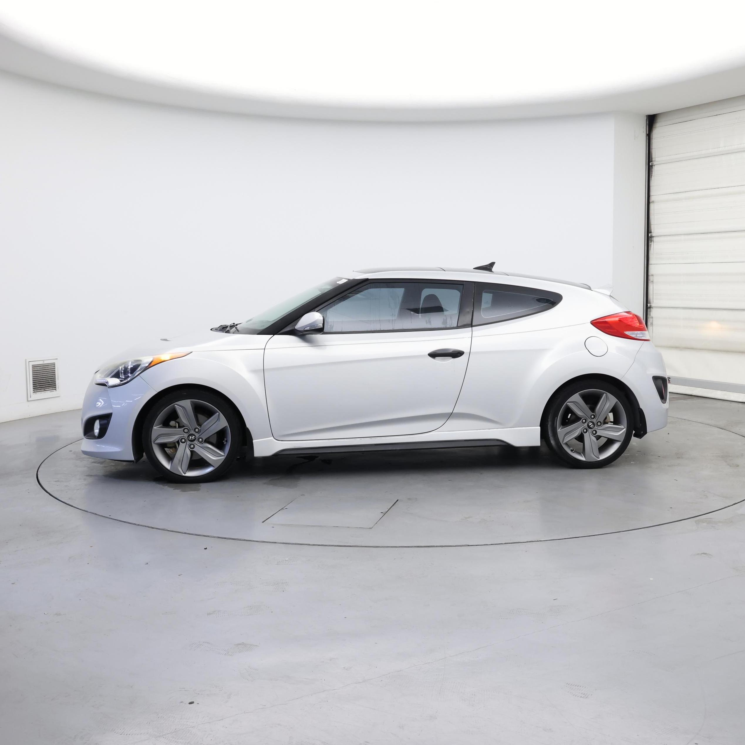 Thumbnail: 2014 Hyundai Veloster - 3