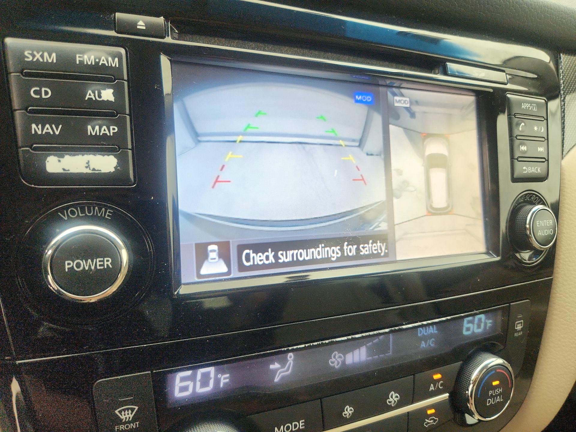 Thumbnail: 2016 Nissan Rogue - 15