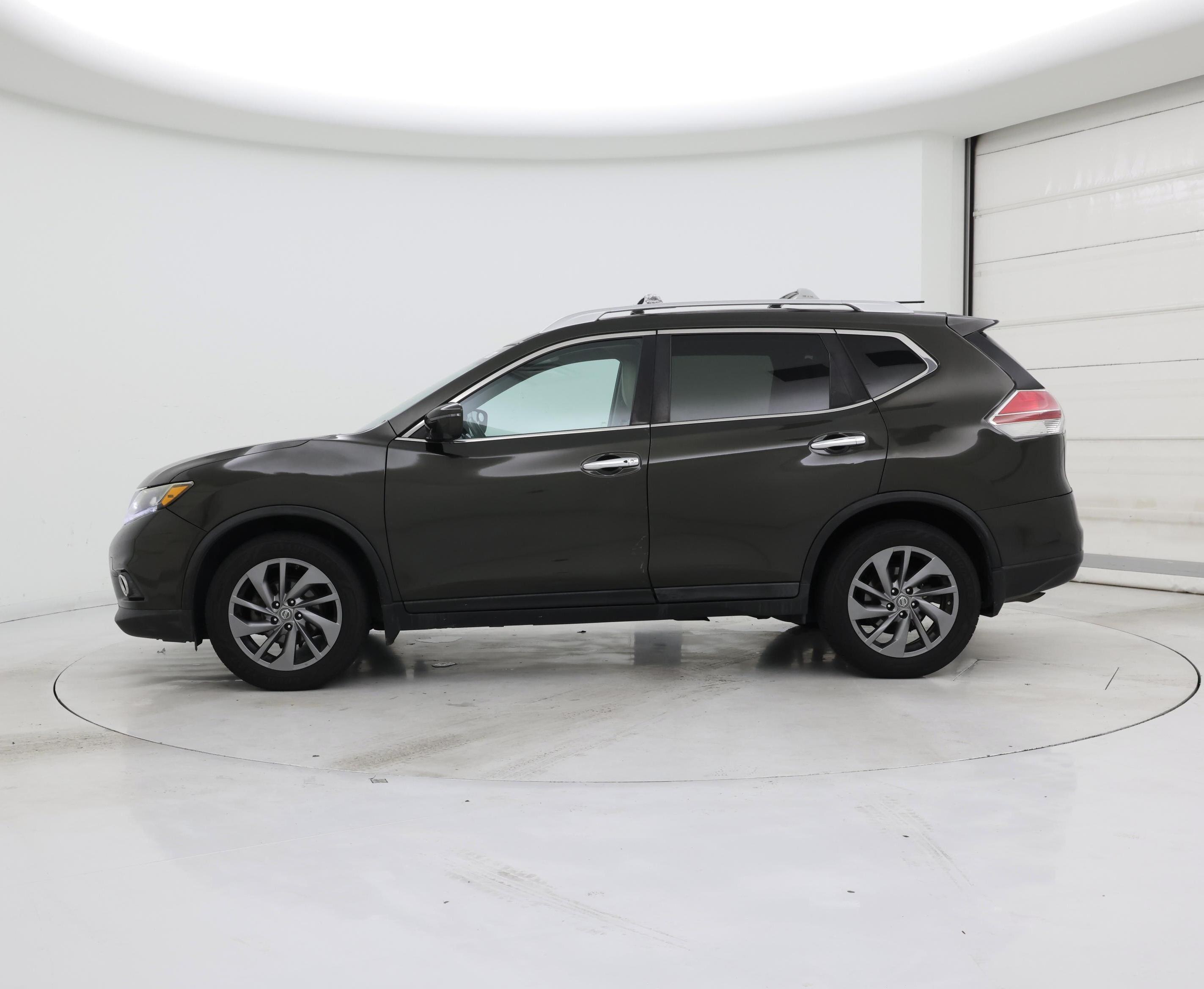 Thumbnail: 2016 Nissan Rogue - 3