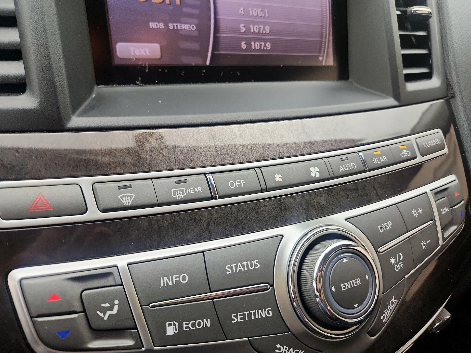Thumbnail: 2015 INFINITI QX60 - 16