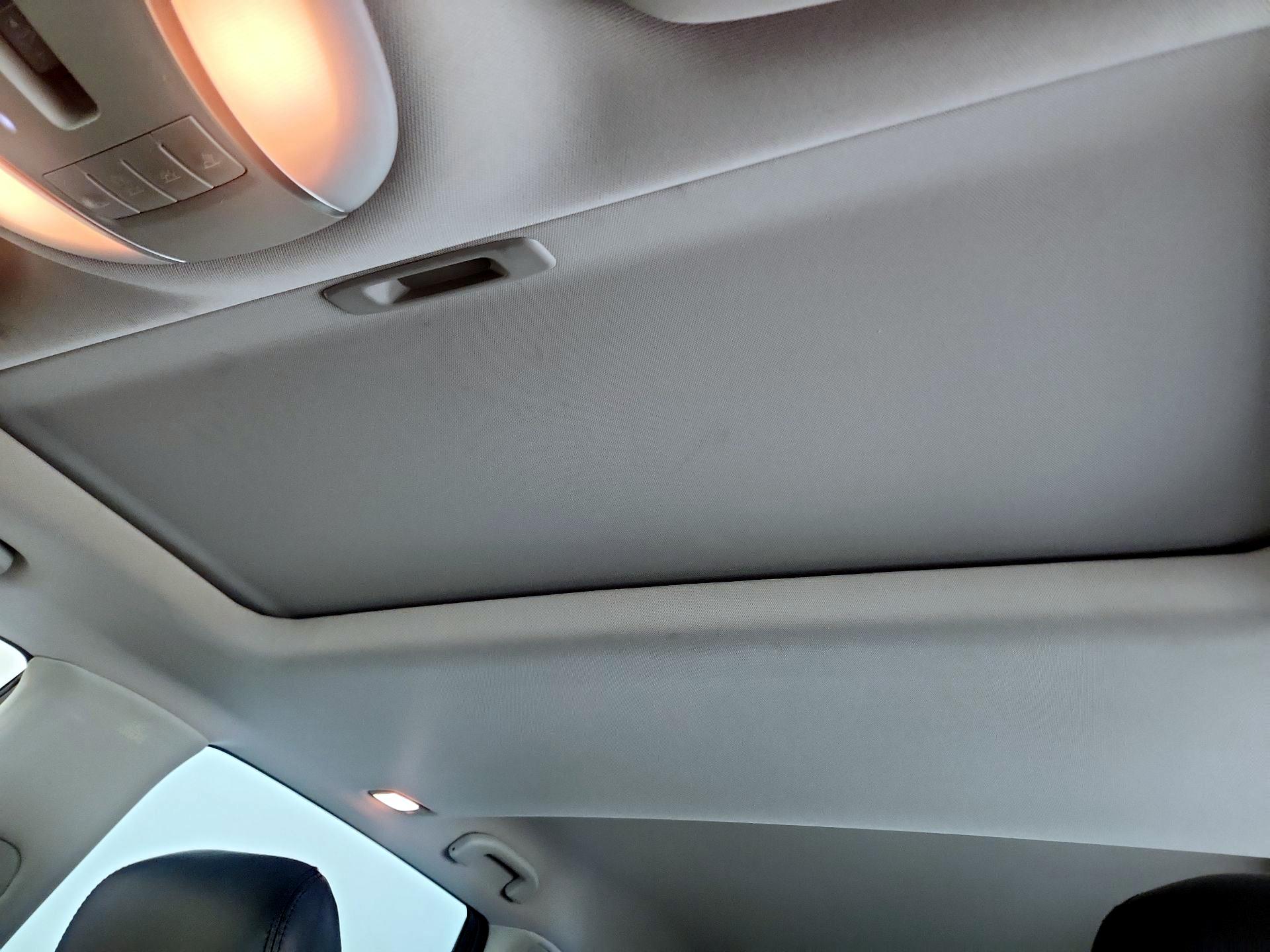 Thumbnail: 2015 INFINITI QX60 - 18