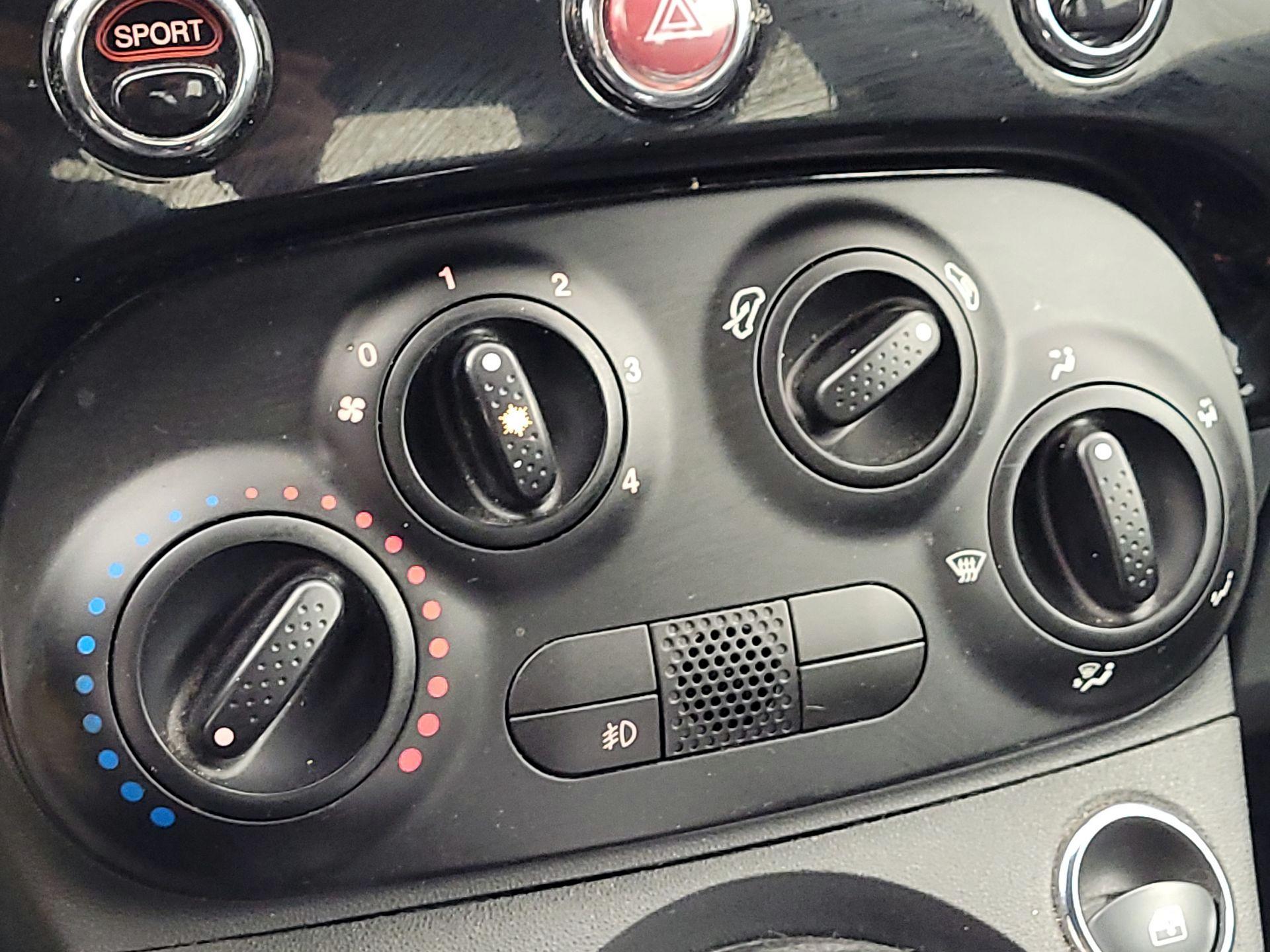 Thumbnail: 2014 Fiat 500 - 15