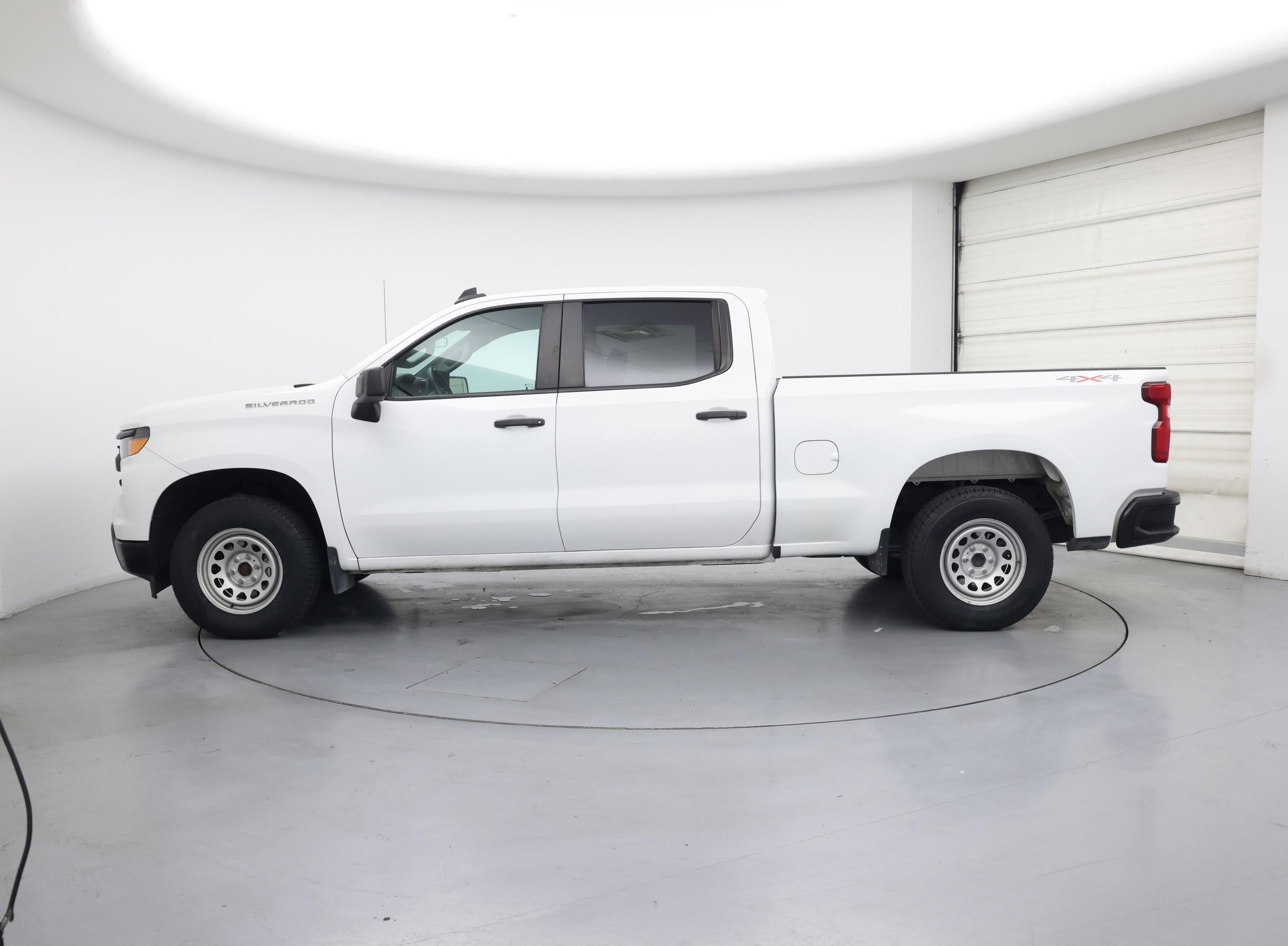 Thumbnail: 2023 Chevrolet Silverado 1500 - 3