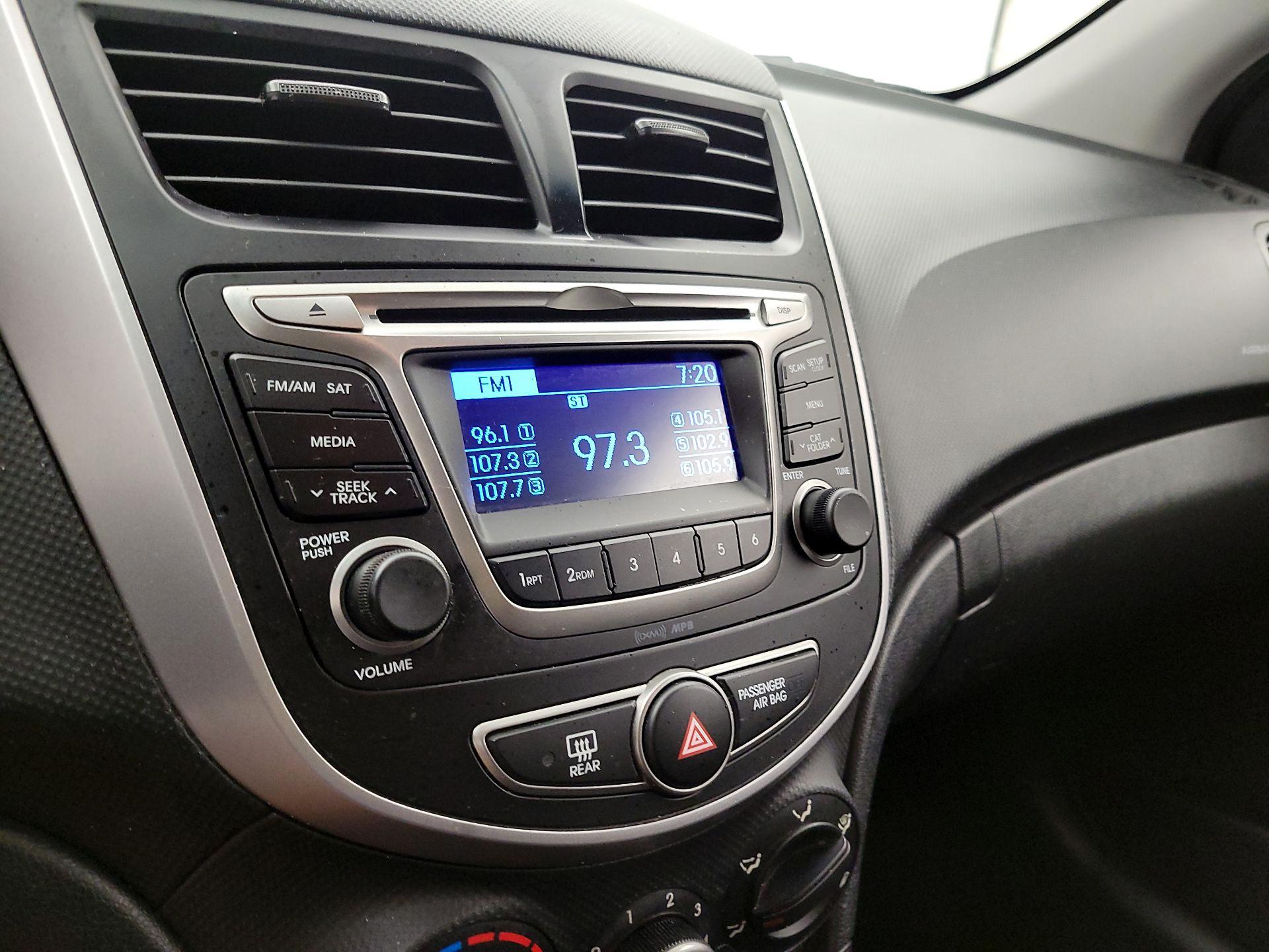 Thumbnail: 2016 Hyundai Accent - 13