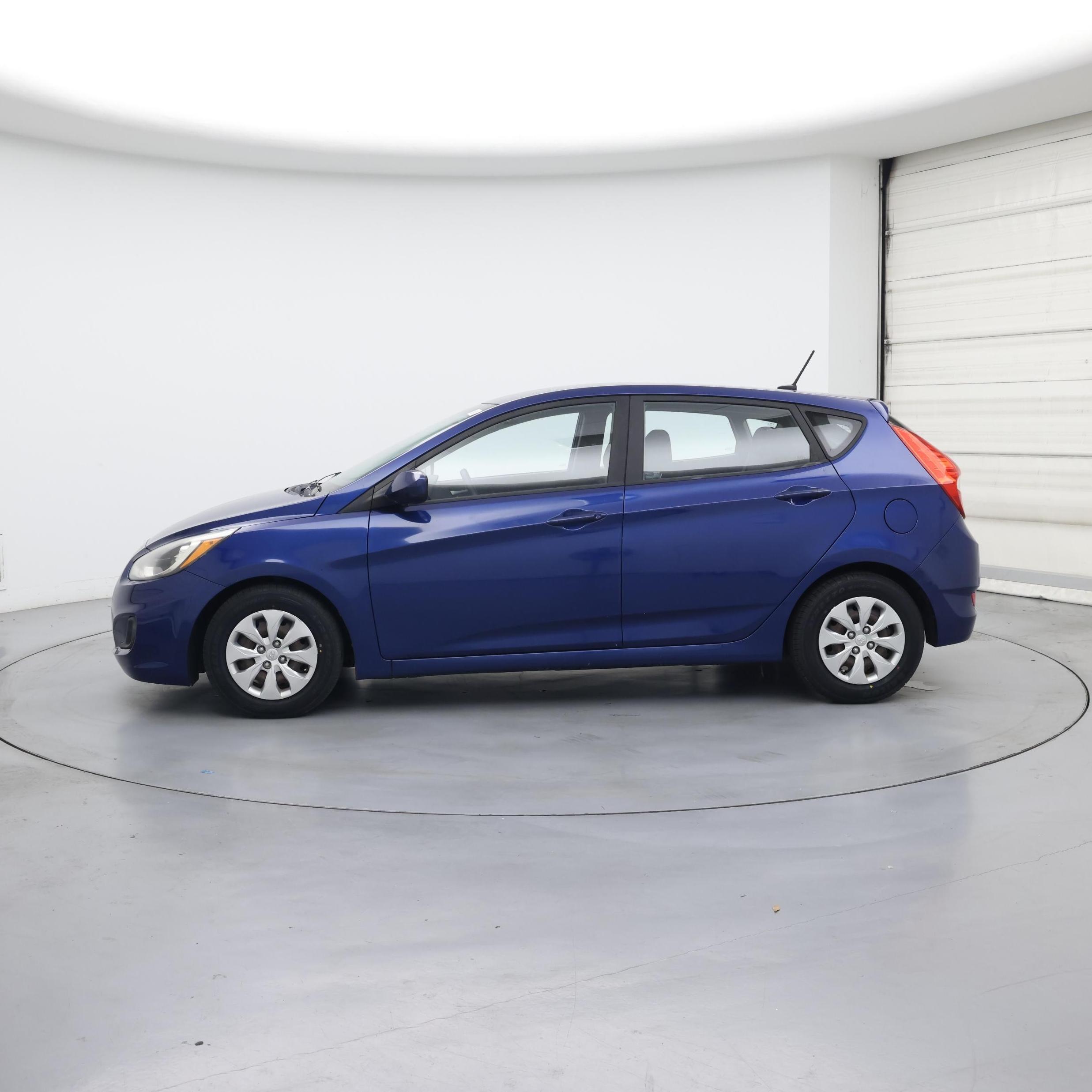 Thumbnail: 2016 Hyundai Accent - 3
