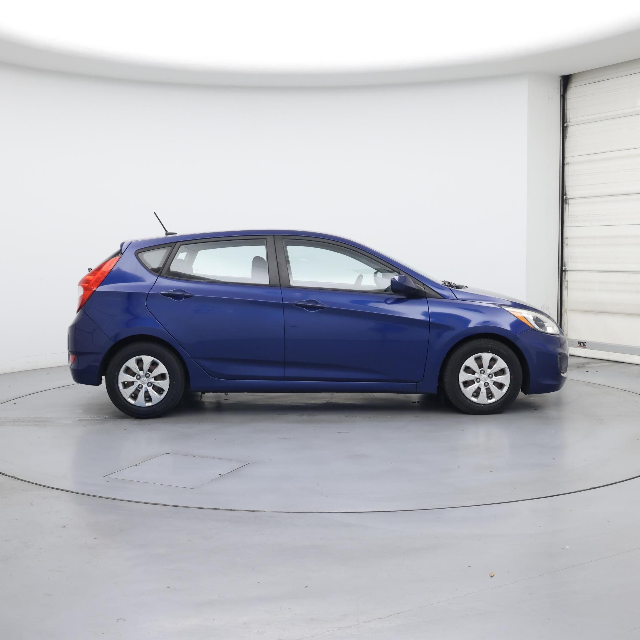 Thumbnail: 2016 Hyundai Accent - 7