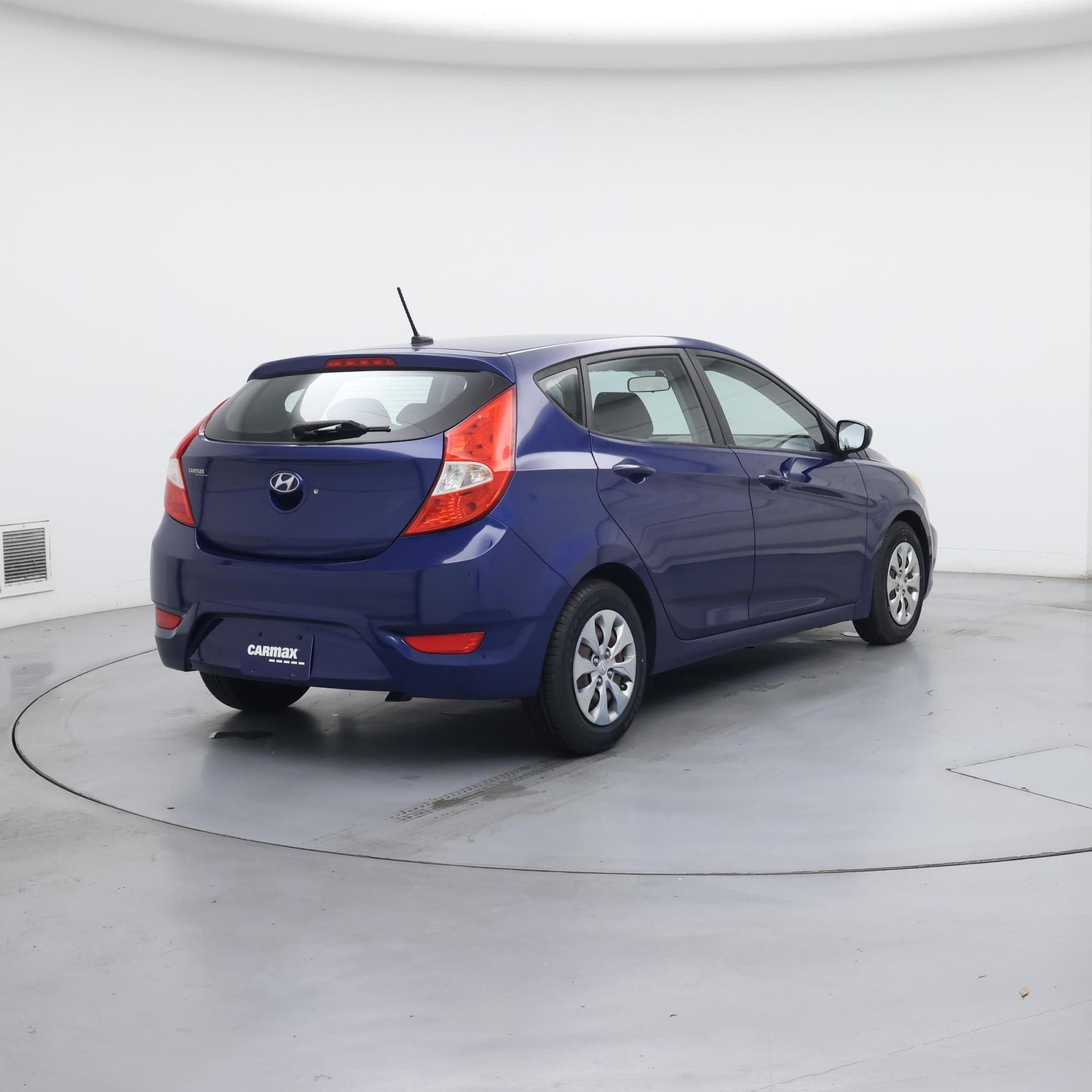 Thumbnail: 2016 Hyundai Accent - 8