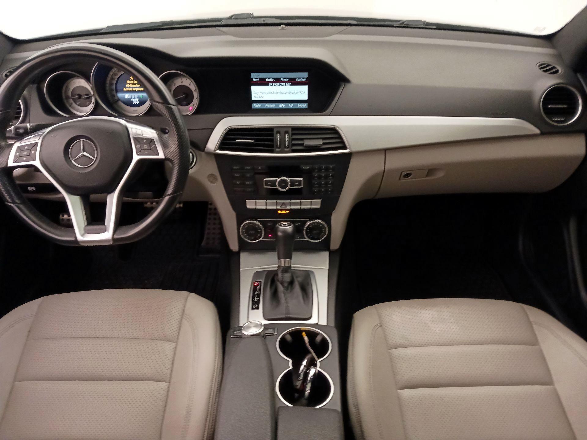 Thumbnail: 2014 Mercedes-Benz C-Class - 9