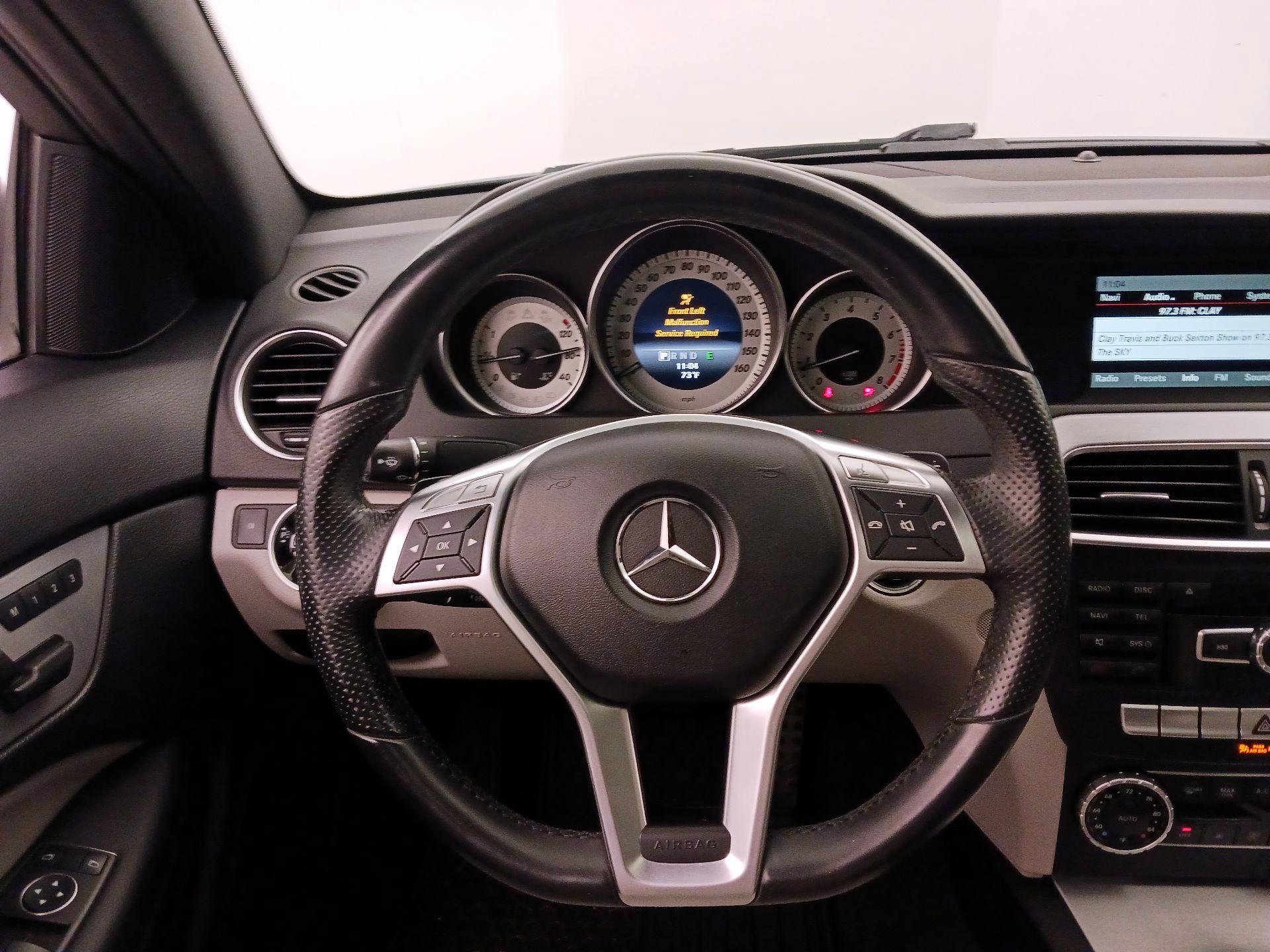 Thumbnail: 2014 Mercedes-Benz C-Class - 10