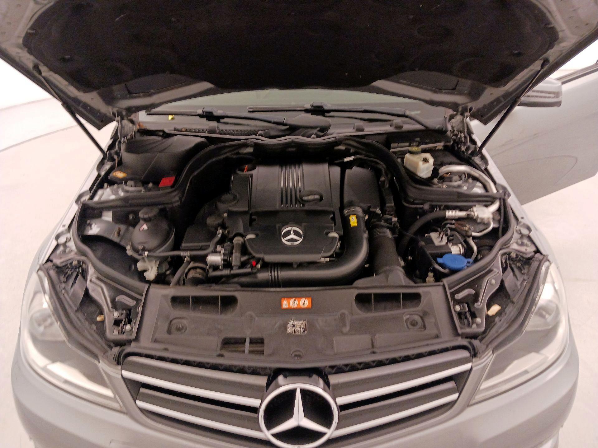 Thumbnail: 2014 Mercedes-Benz C-Class - 20