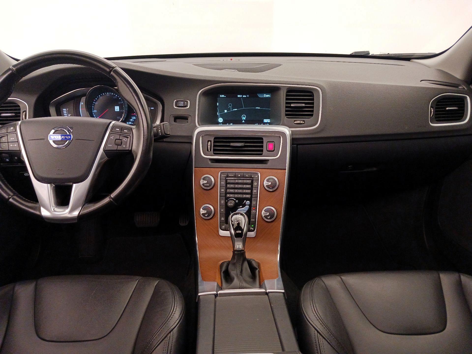 Thumbnail: 2016 Volvo S60 - 9