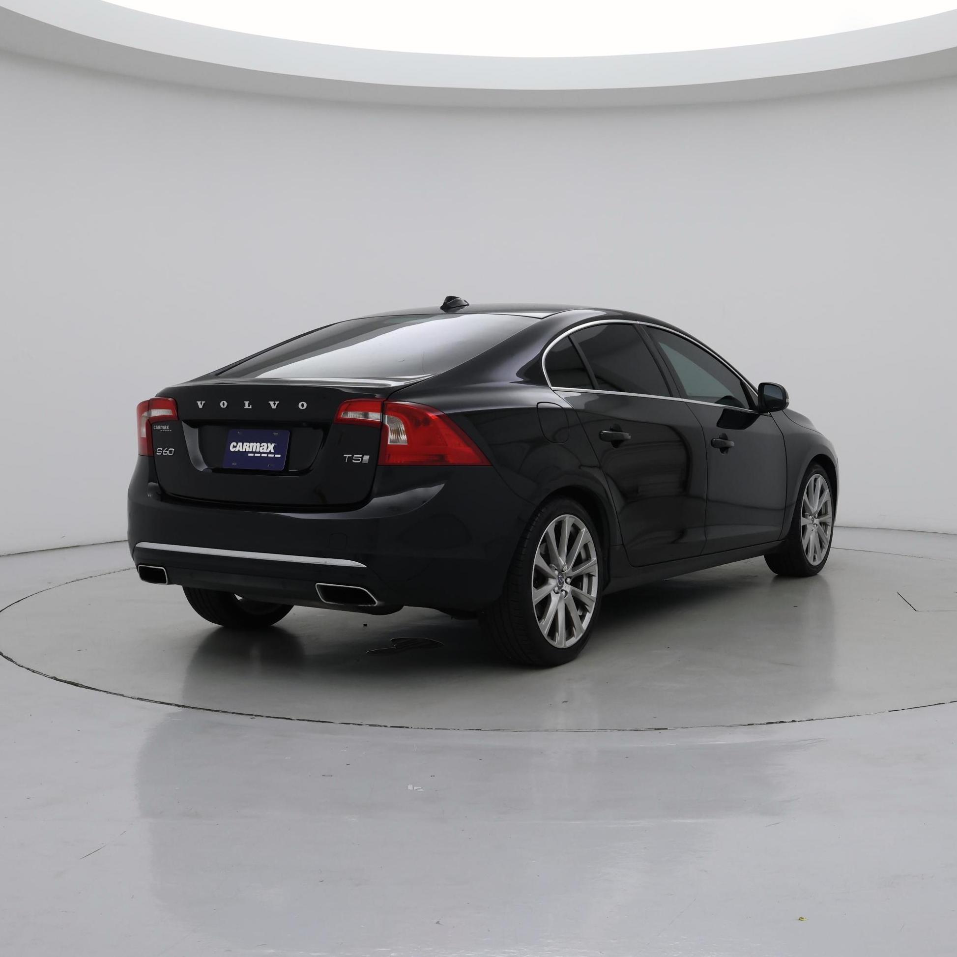 Thumbnail: 2016 Volvo S60 - 8