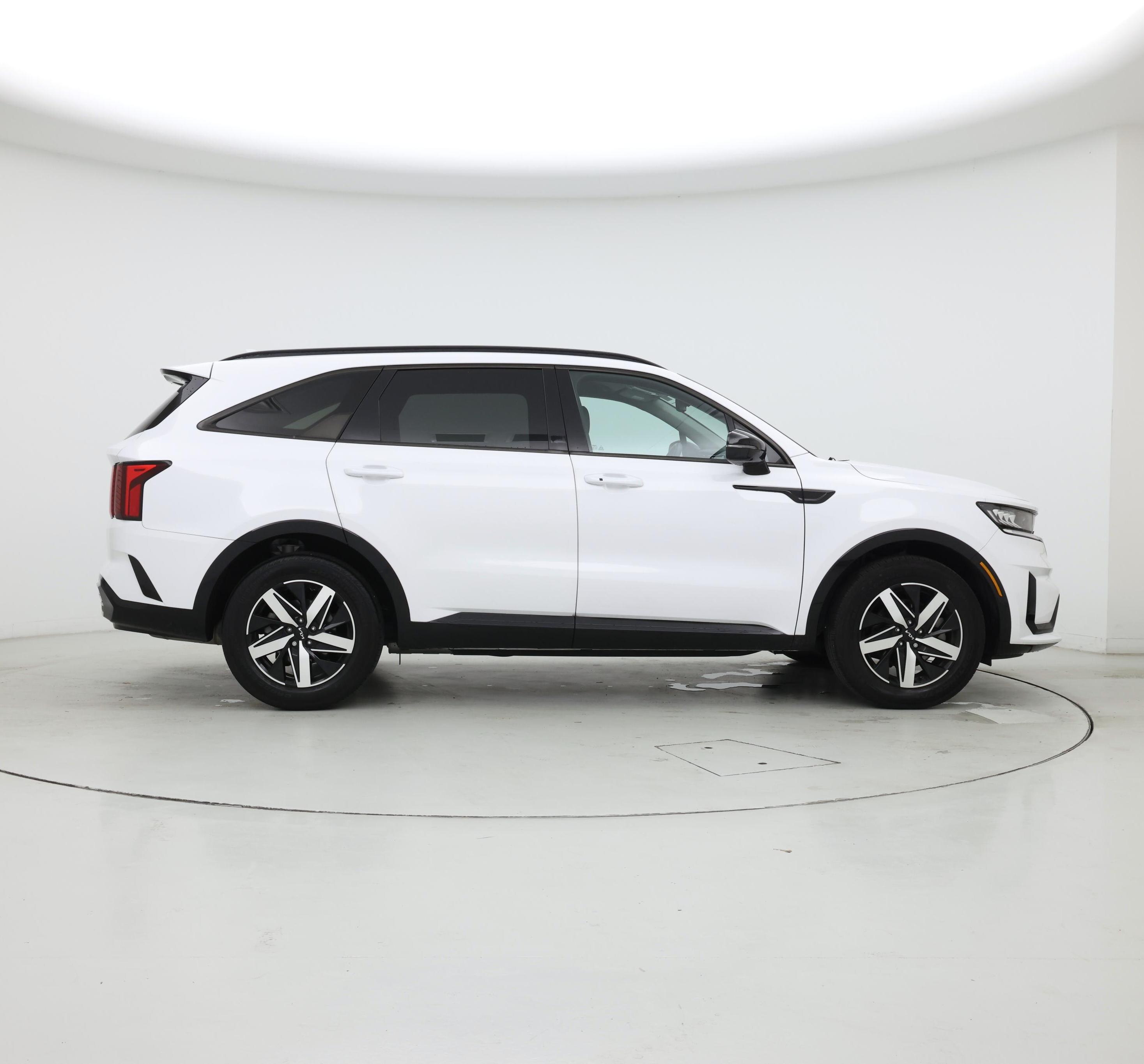 Thumbnail: 2023 Kia Sorento - 7