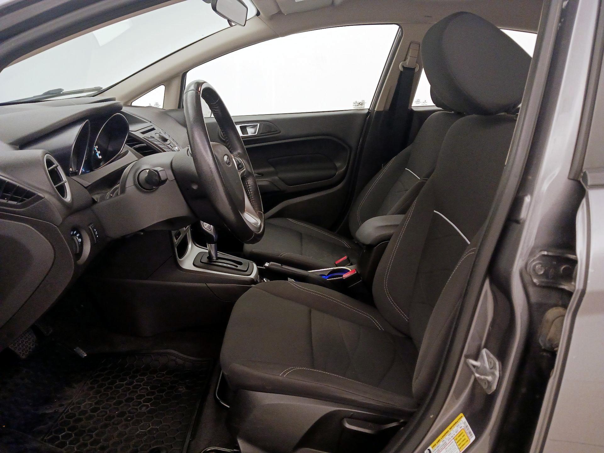 Thumbnail: 2014 Ford Fiesta - 11