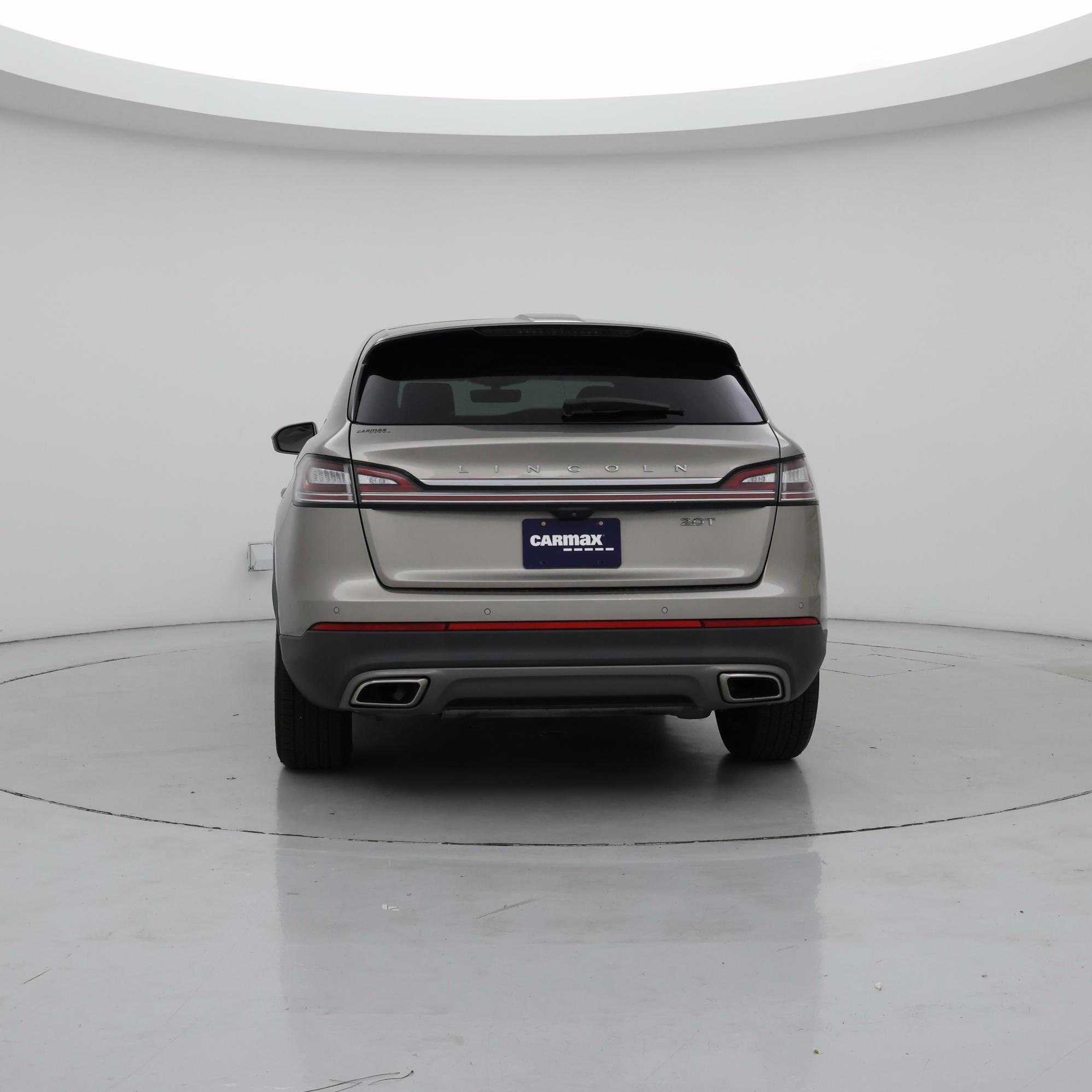 Thumbnail: 2019 Lincoln Nautilus - 6