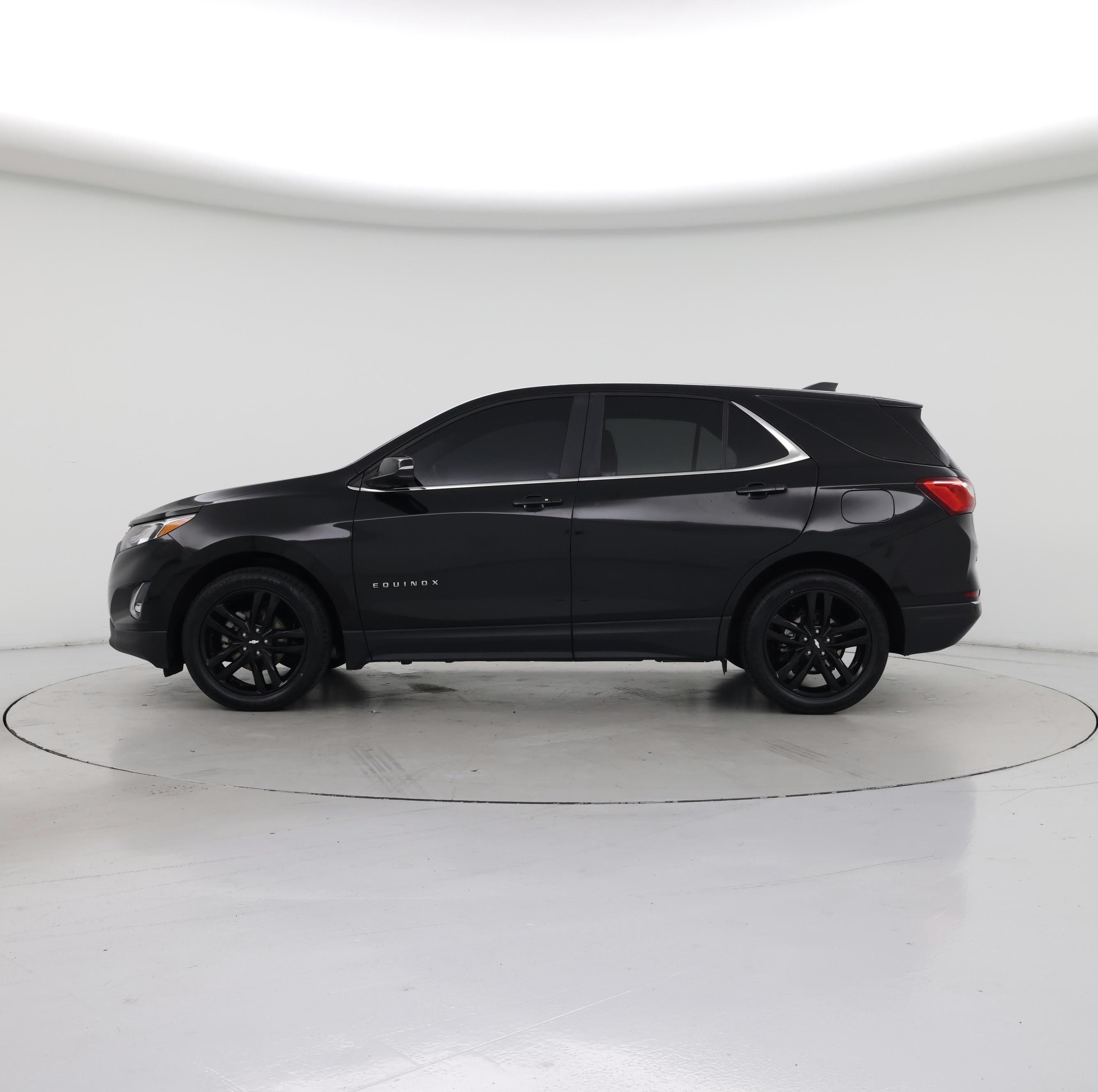 Thumbnail: 2021 Chevrolet Equinox - 3