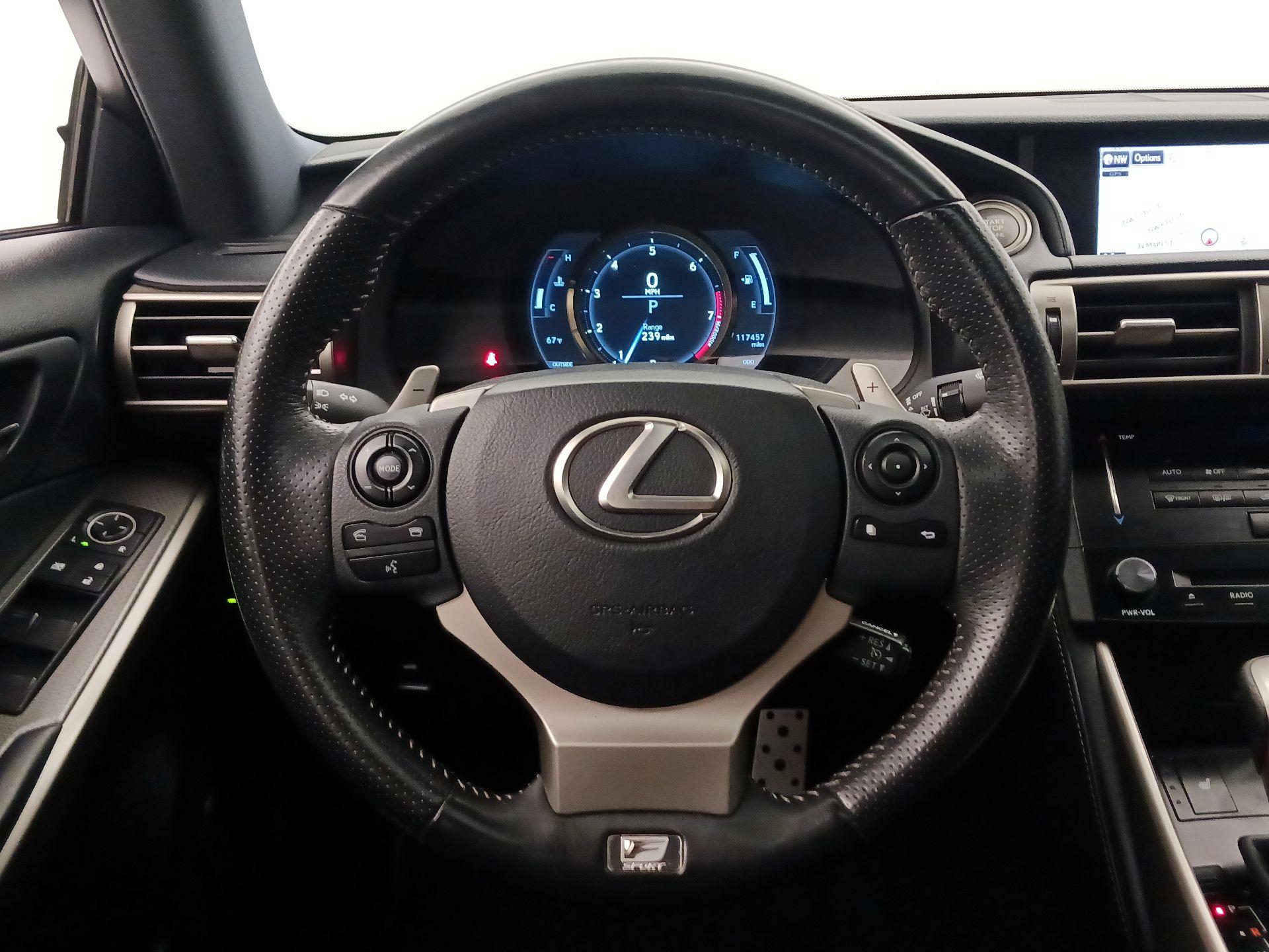 Thumbnail: 2014 Lexus IS - 10