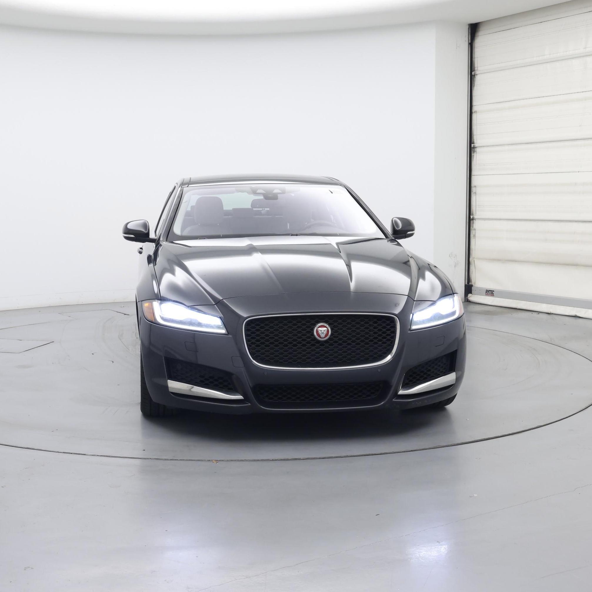 Thumbnail: 2016 Jaguar XF - 5