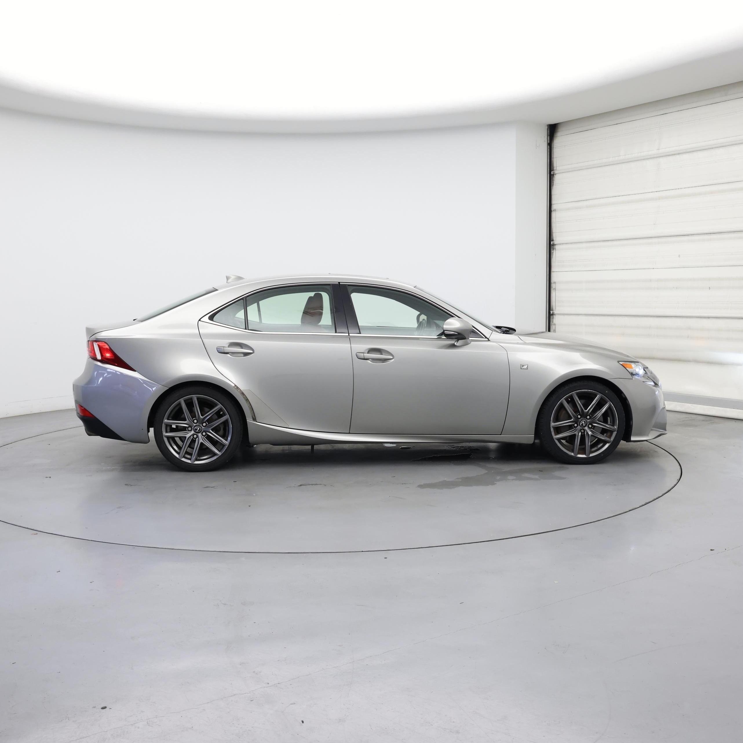 Thumbnail: 2016 Lexus IS - 7