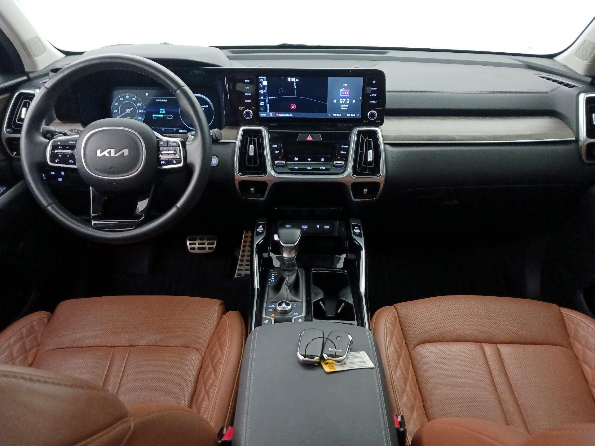 Thumbnail: 2022 Kia Sorento - 9