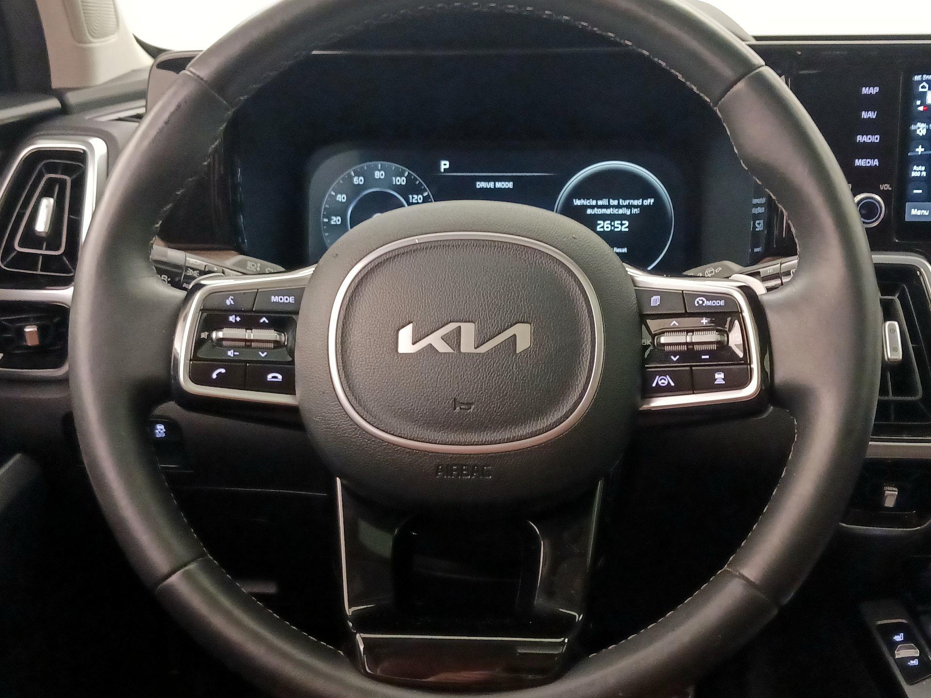 Thumbnail: 2022 Kia Sorento - 10
