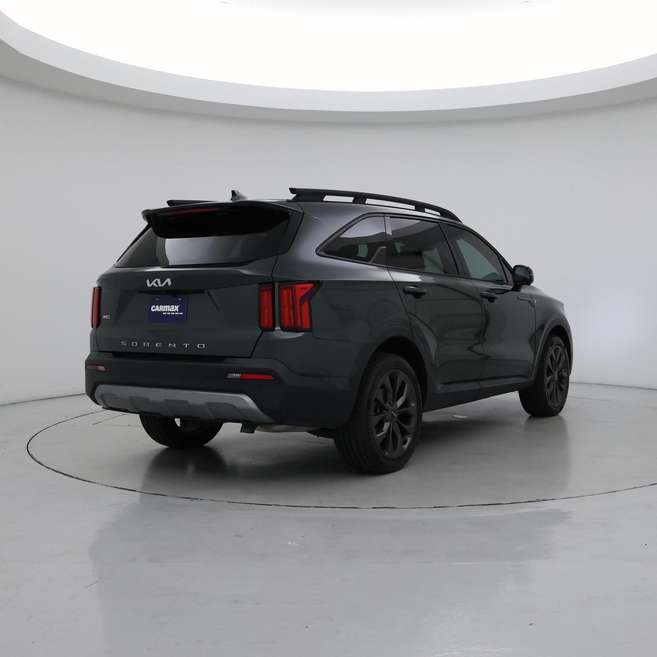 Thumbnail: 2022 Kia Sorento - 8