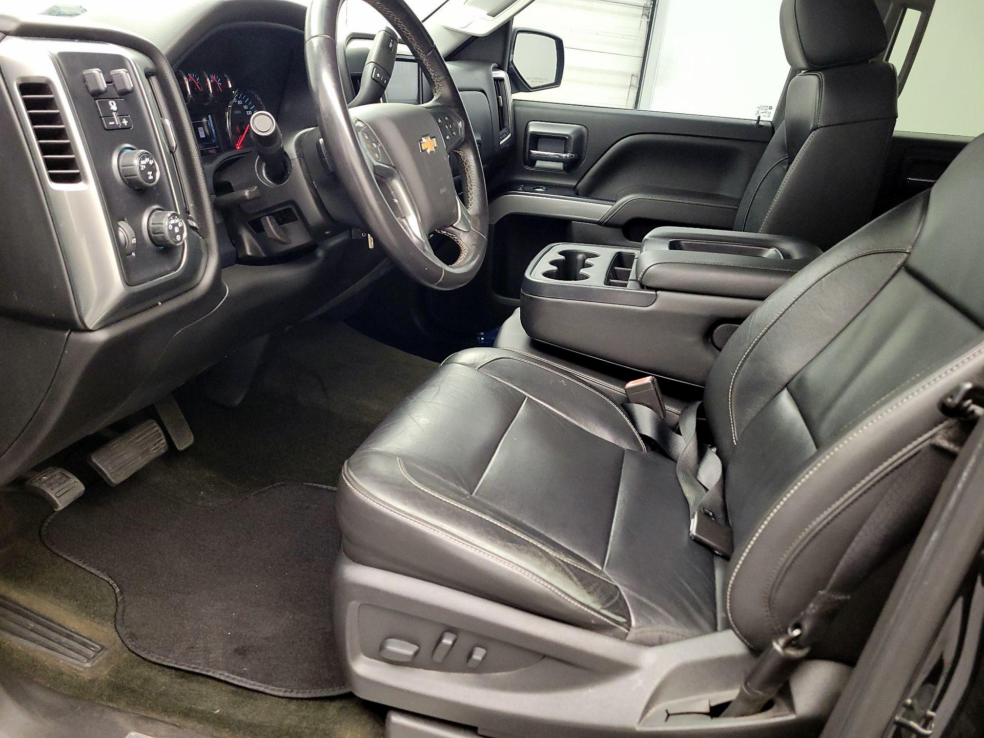 Thumbnail: 2018 Chevrolet Silverado 1500 - 11