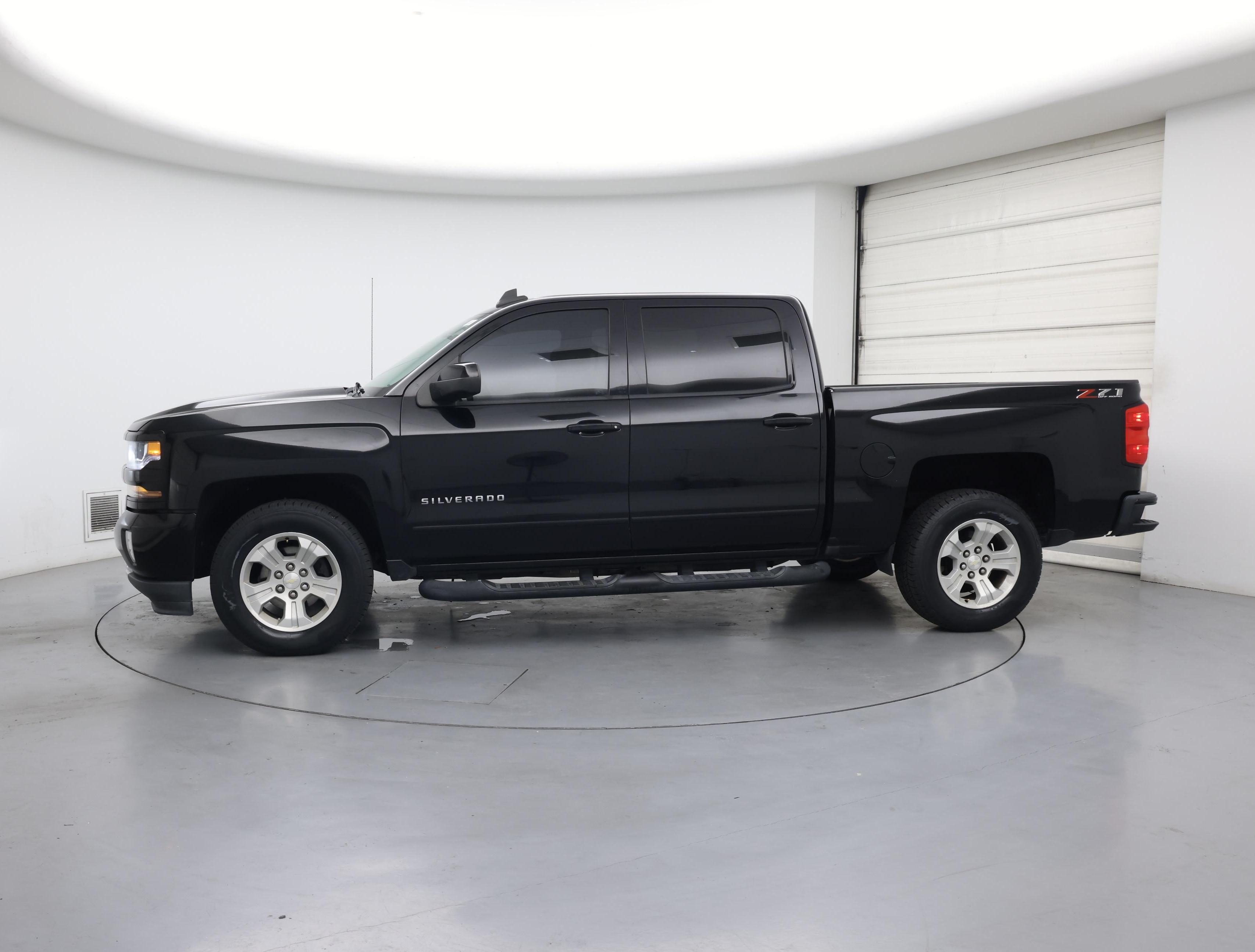 Thumbnail: 2018 Chevrolet Silverado 1500 - 3