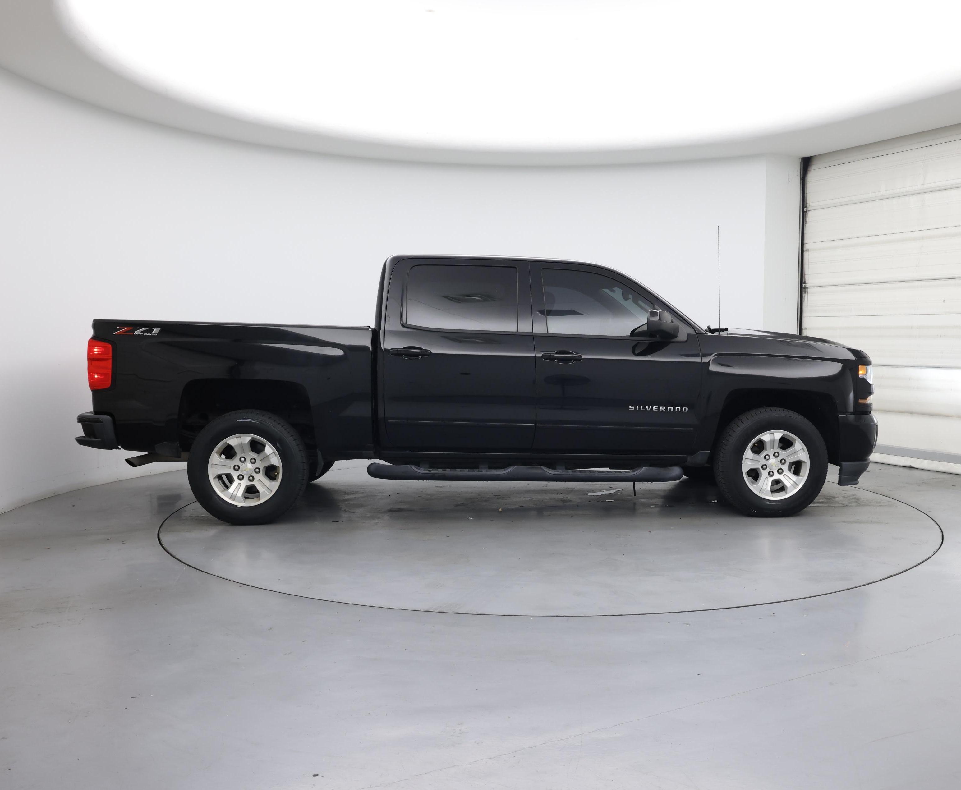 Thumbnail: 2018 Chevrolet Silverado 1500 - 7