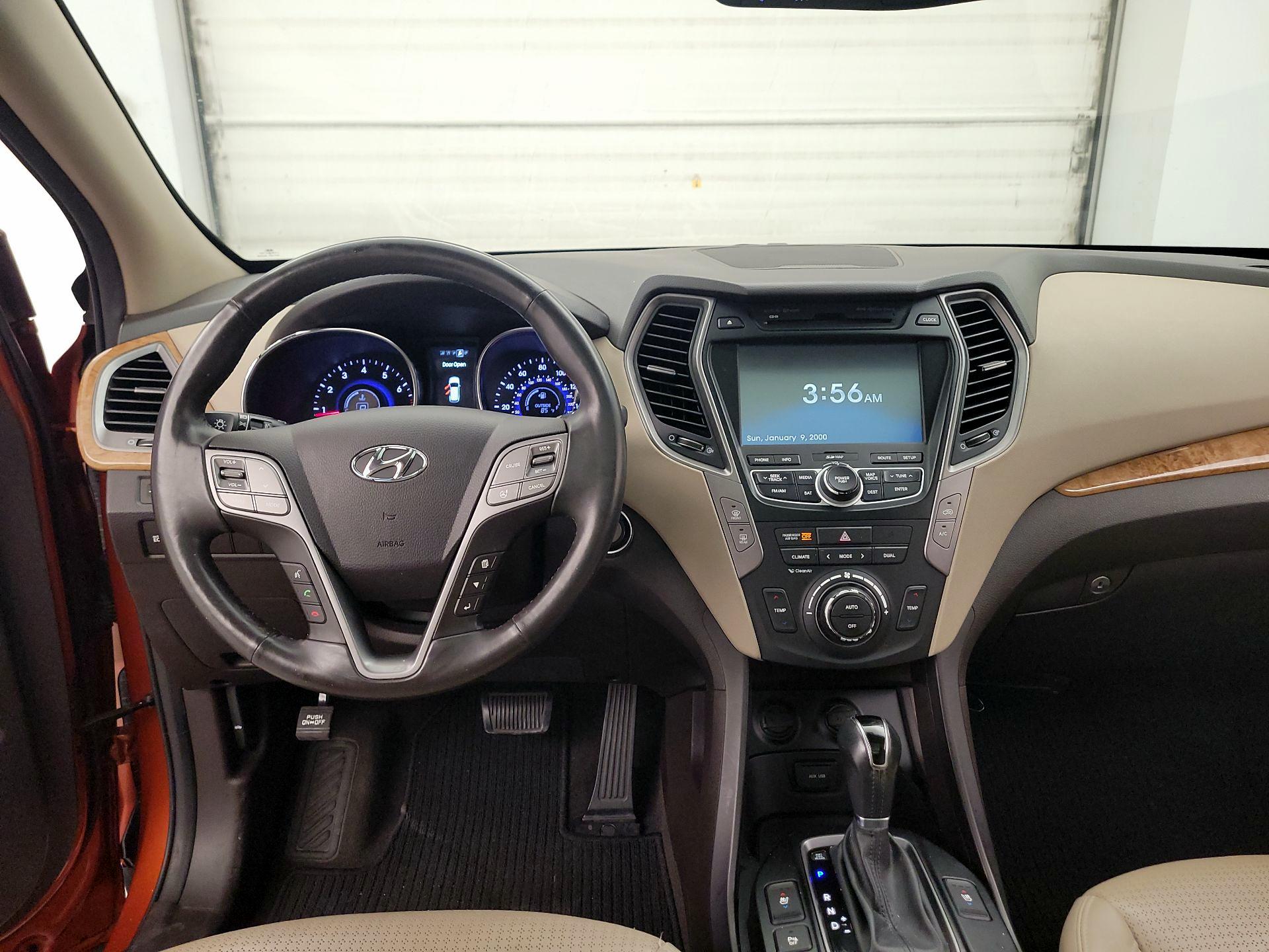 Thumbnail: 2015 Hyundai Santa Fe - 9