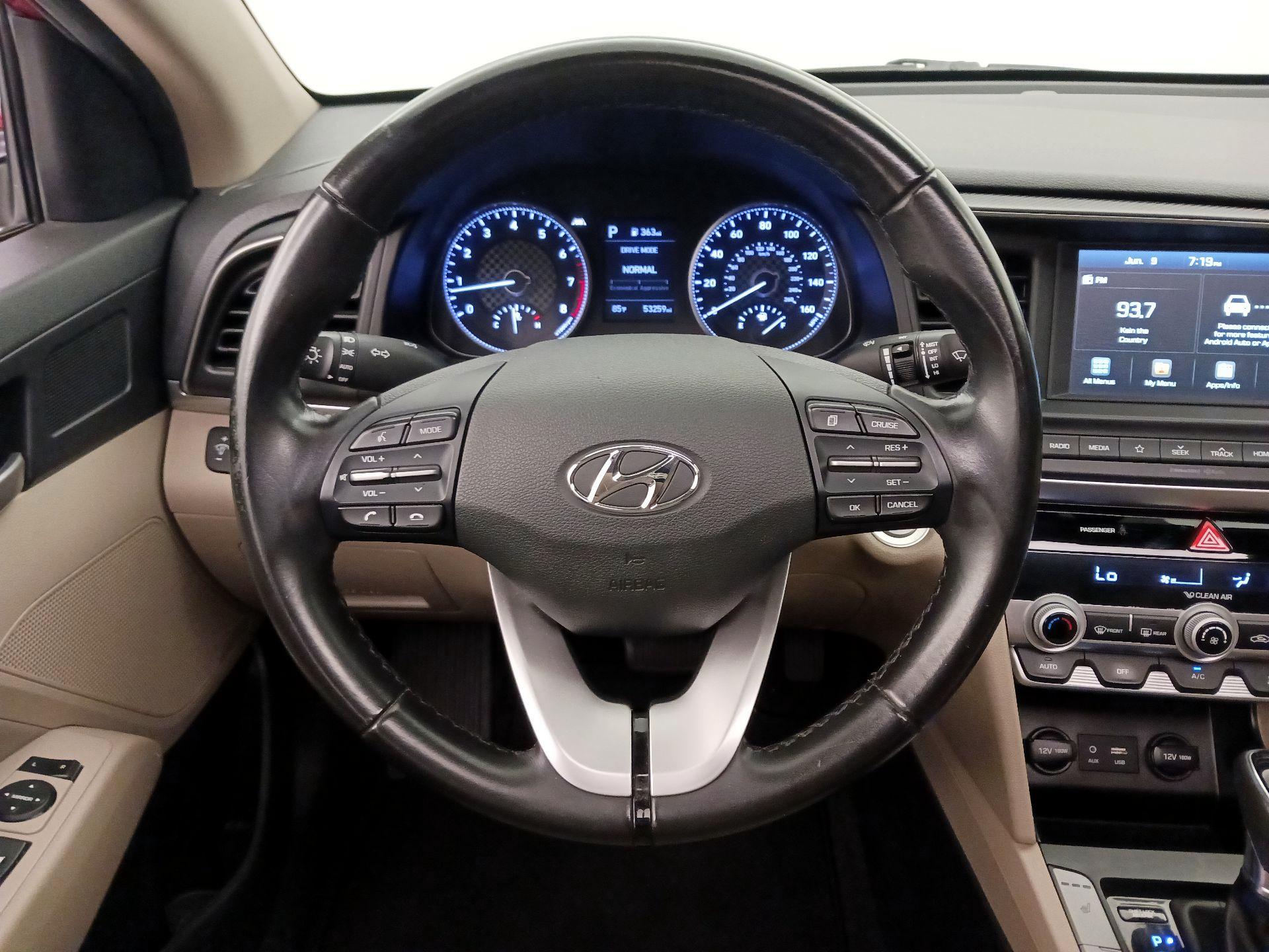 Thumbnail: 2020 Hyundai Elantra - 10