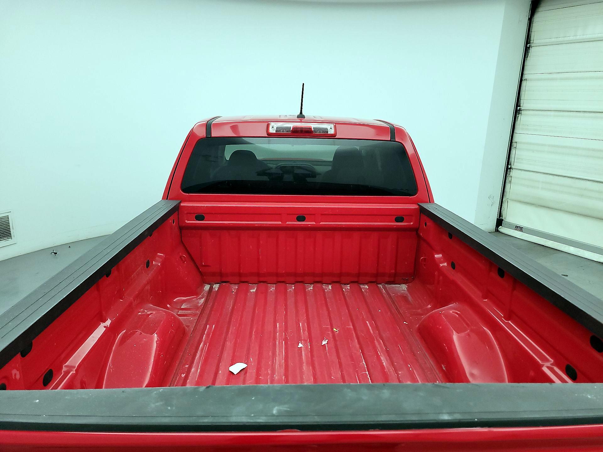 Thumbnail: 2018 GMC Canyon - 16